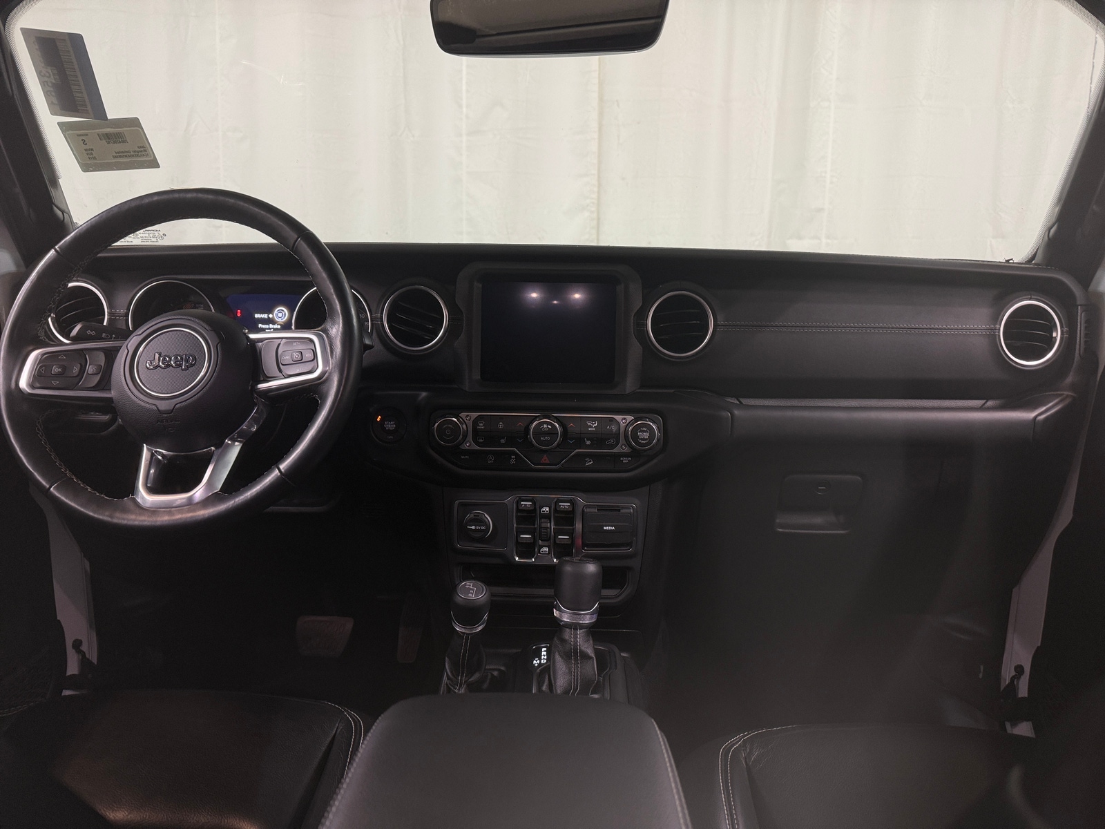 Thumbnail: 2019 Jeep Wrangler - 2