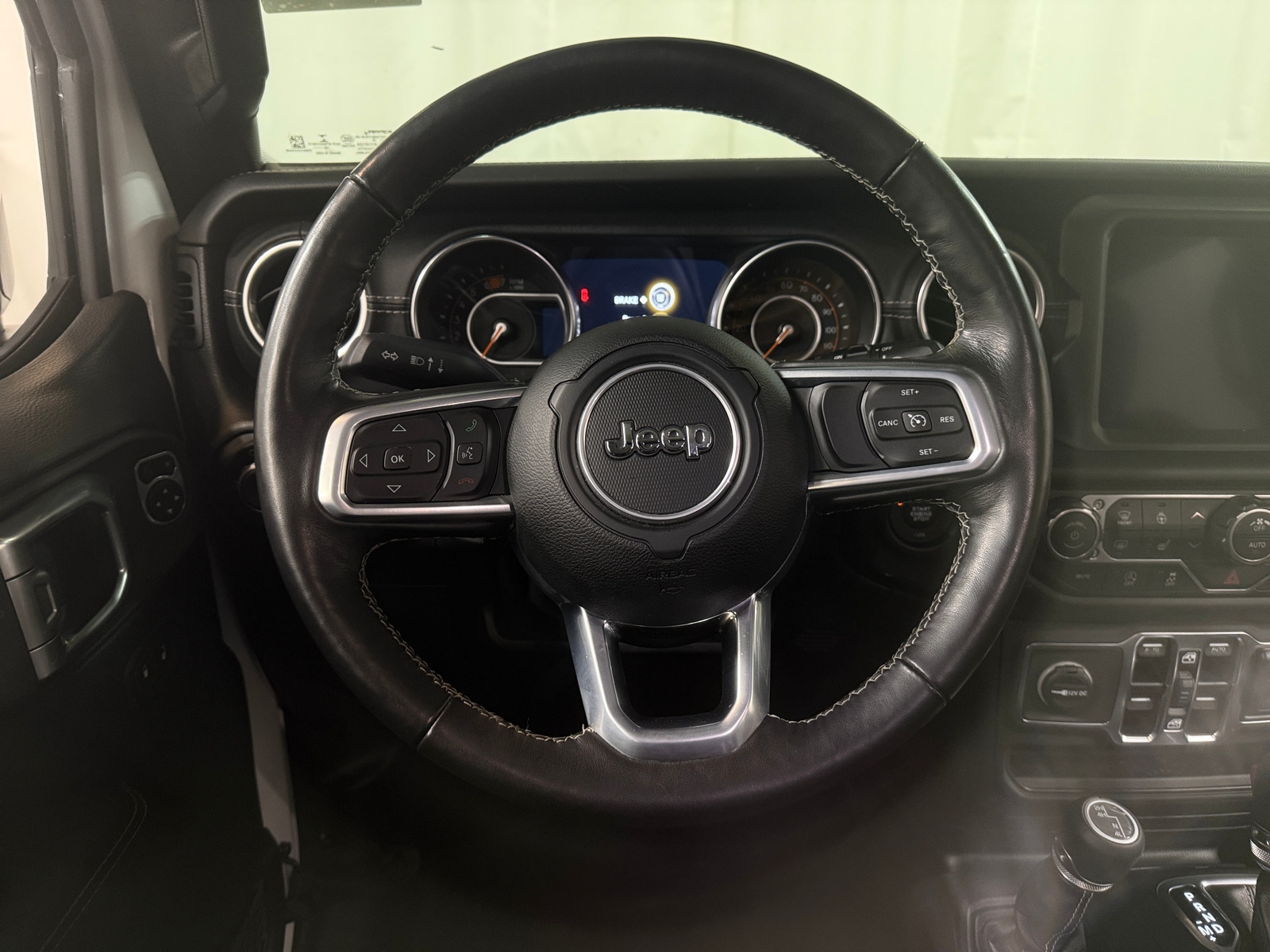 Thumbnail: 2019 Jeep Wrangler - 4