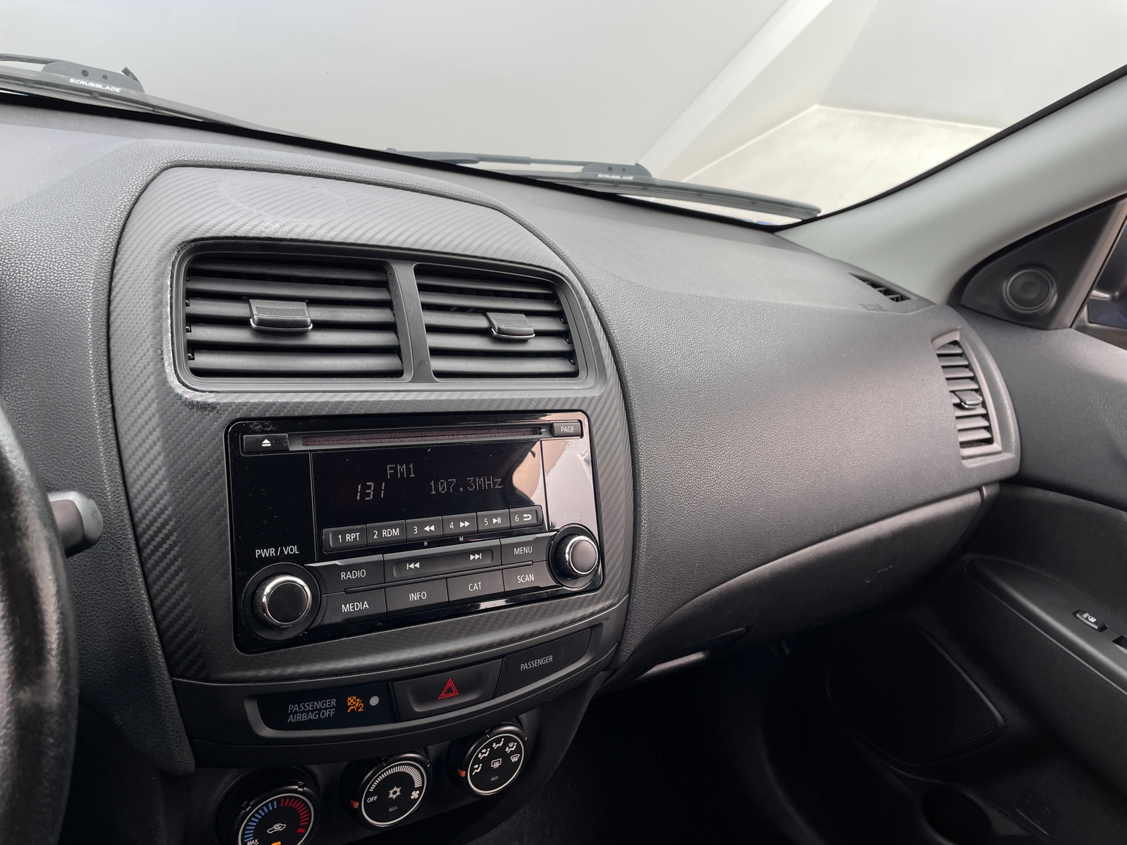 Thumbnail: 2016 Mitsubishi Outlander Sport - 4