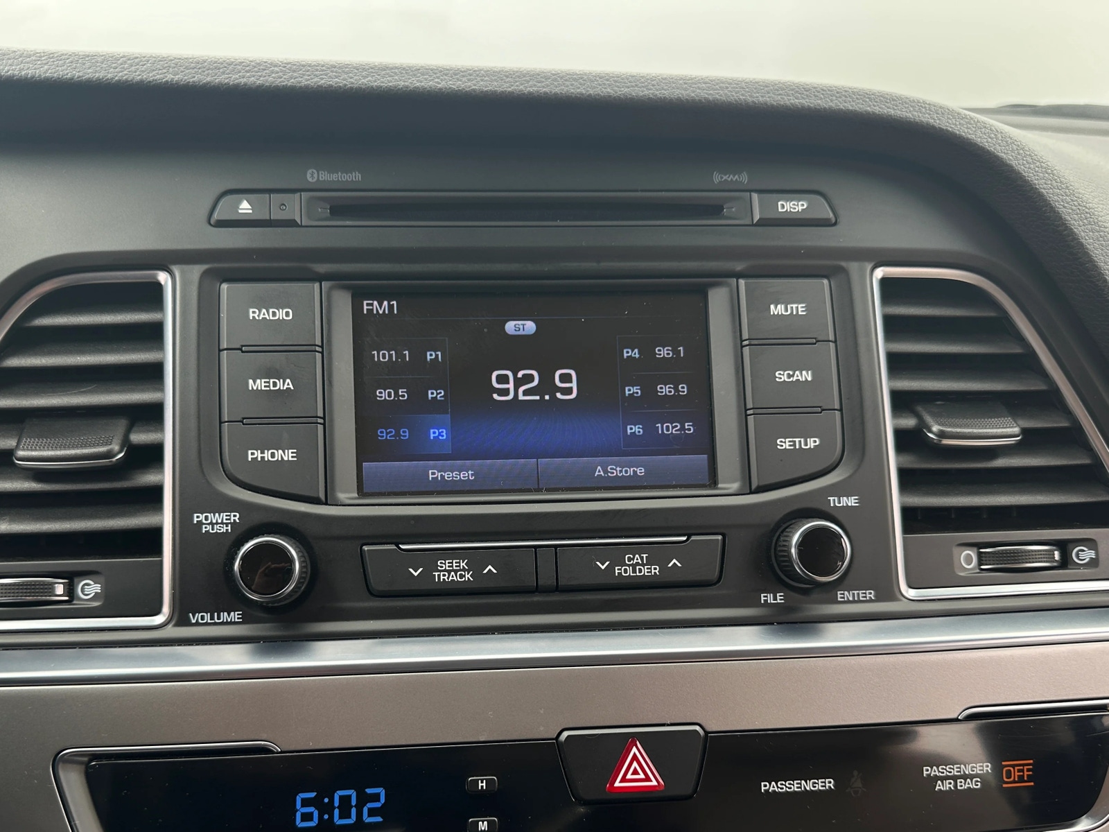 Thumbnail: 2015 Hyundai Sonata - 4