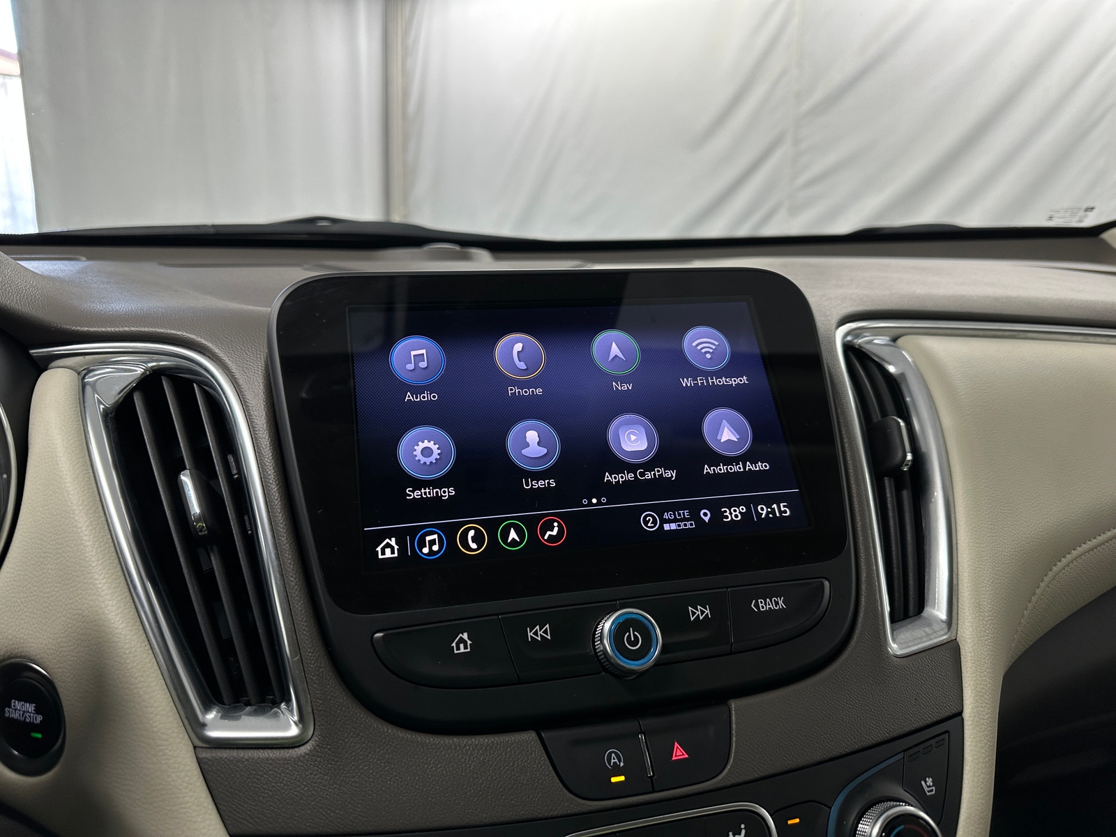 Thumbnail: 2024 Chevrolet Malibu - 3