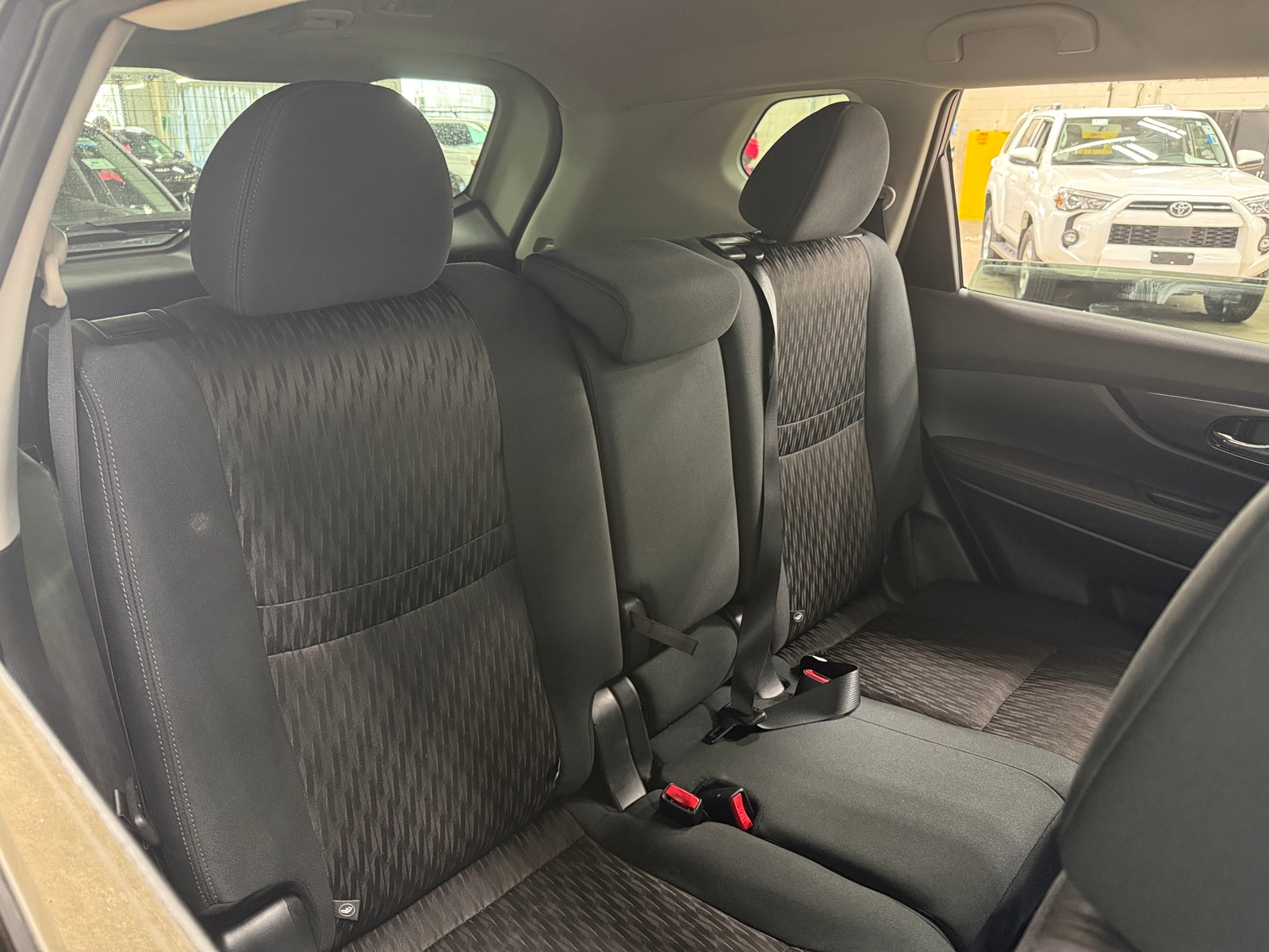 Thumbnail: 2018 Nissan Rogue - 6