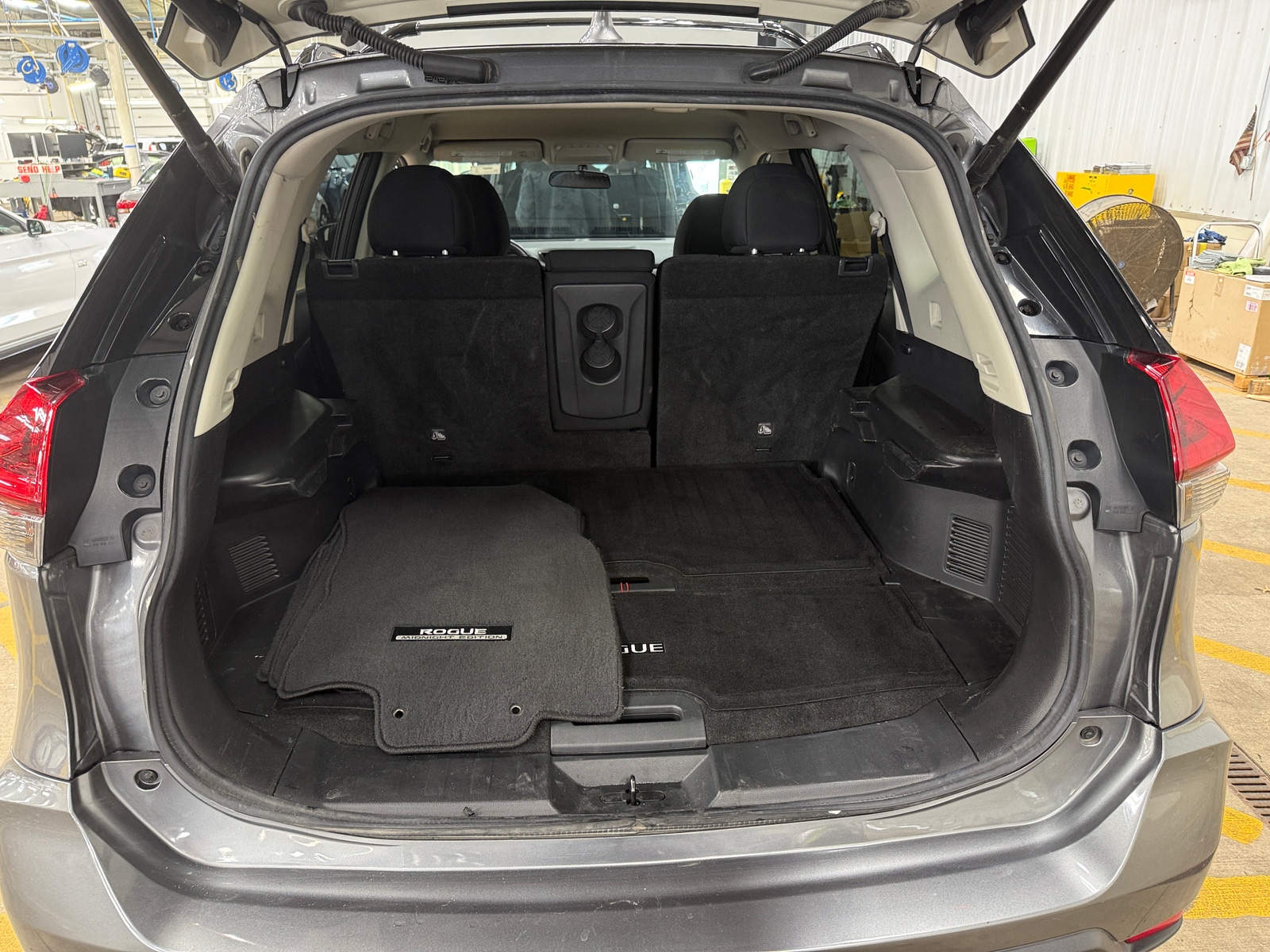 Thumbnail: 2018 Nissan Rogue - 7