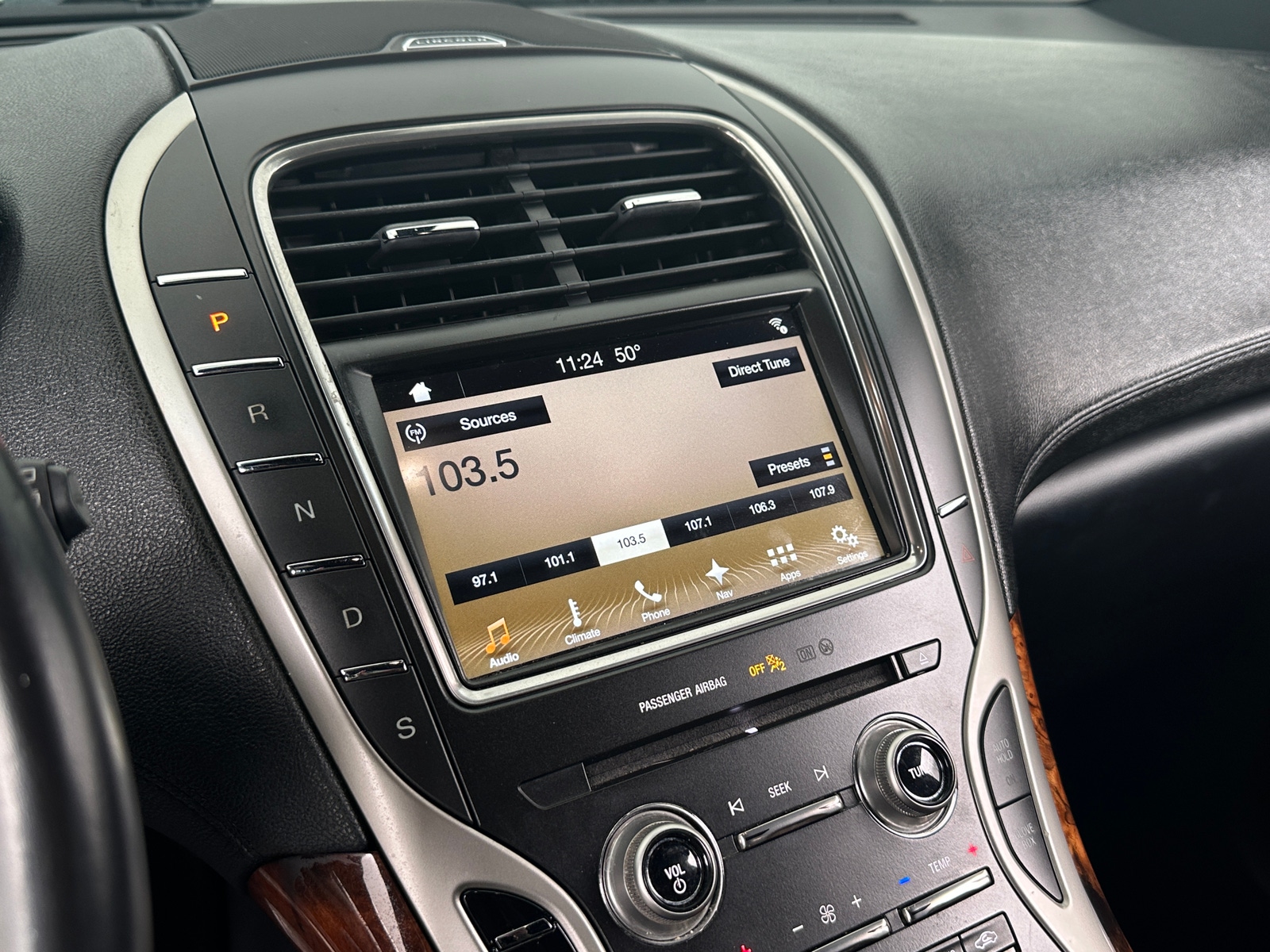 Thumbnail: 2017 Lincoln MKX - 3