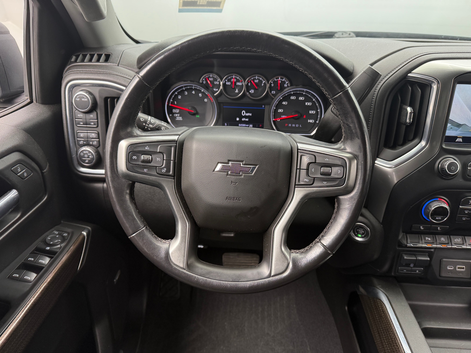 Thumbnail: 2021 Chevrolet Silverado 1500 - 5