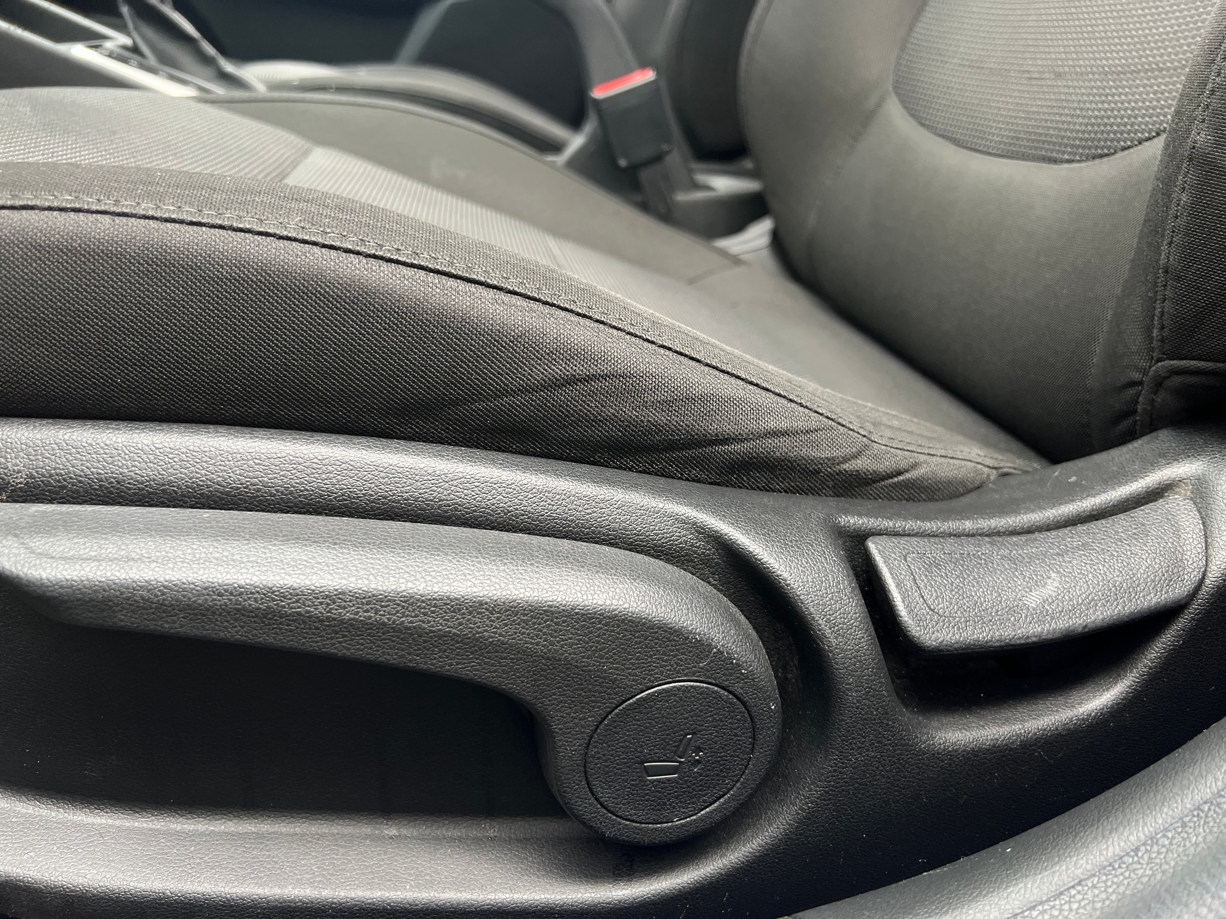 Used 2019 Hyundai Accent SE with VIN 3KPC24A34KE056671 for sale in Oak Creek, WI