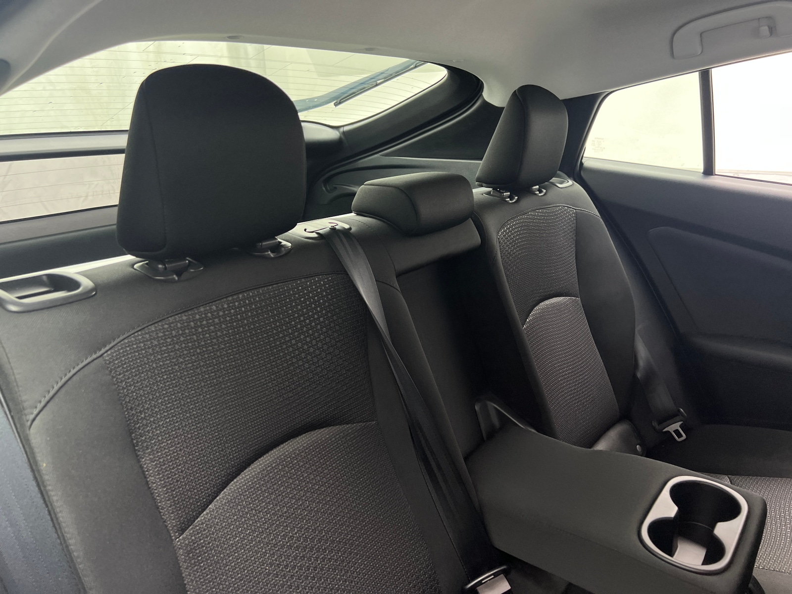 Thumbnail: 2020 Toyota Prius - 6