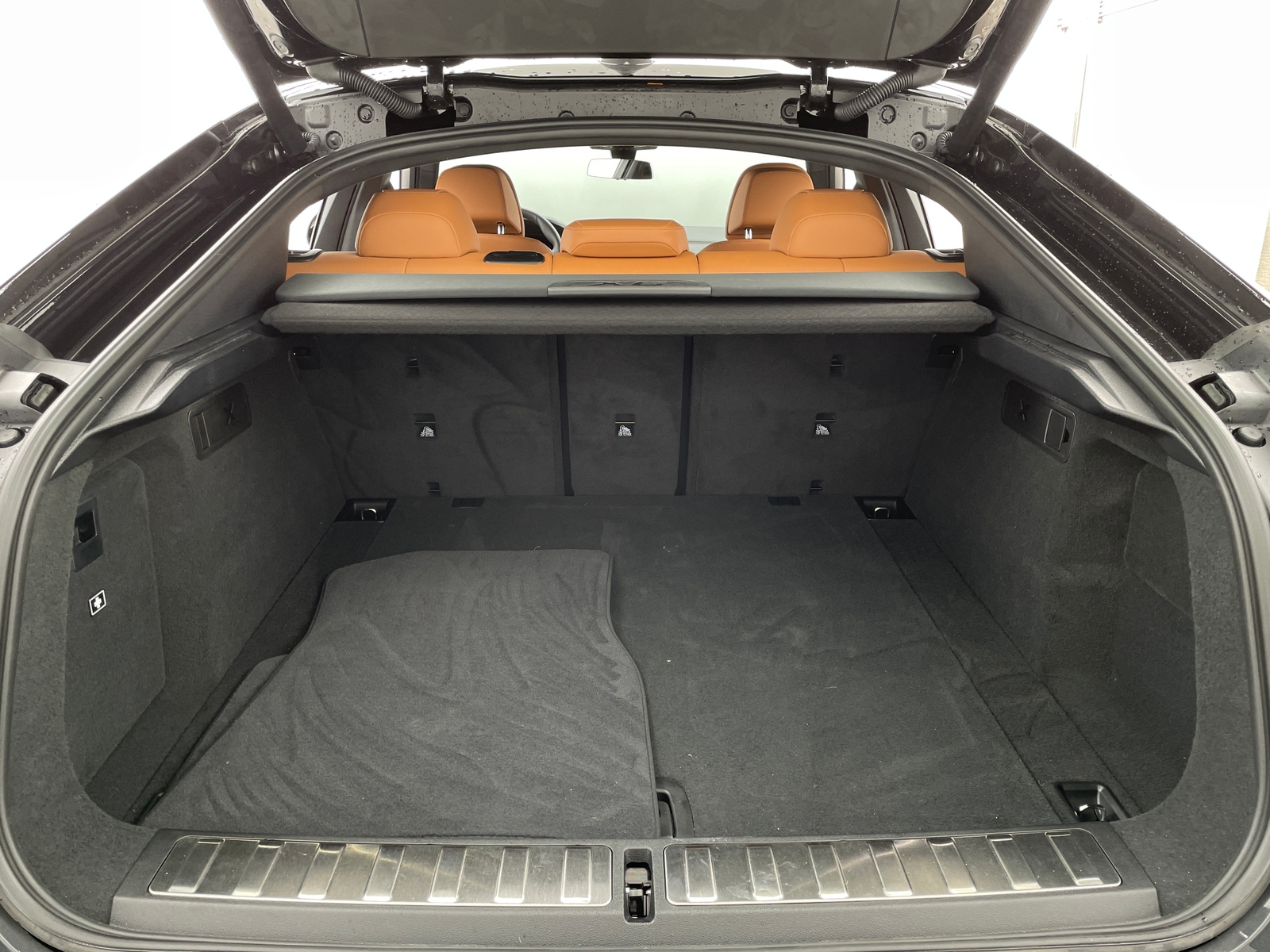 Thumbnail: 2023 BMW X6 - 6