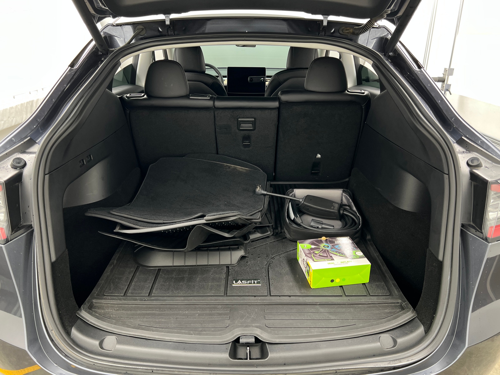 Thumbnail: 2022 Tesla Model Y - 6