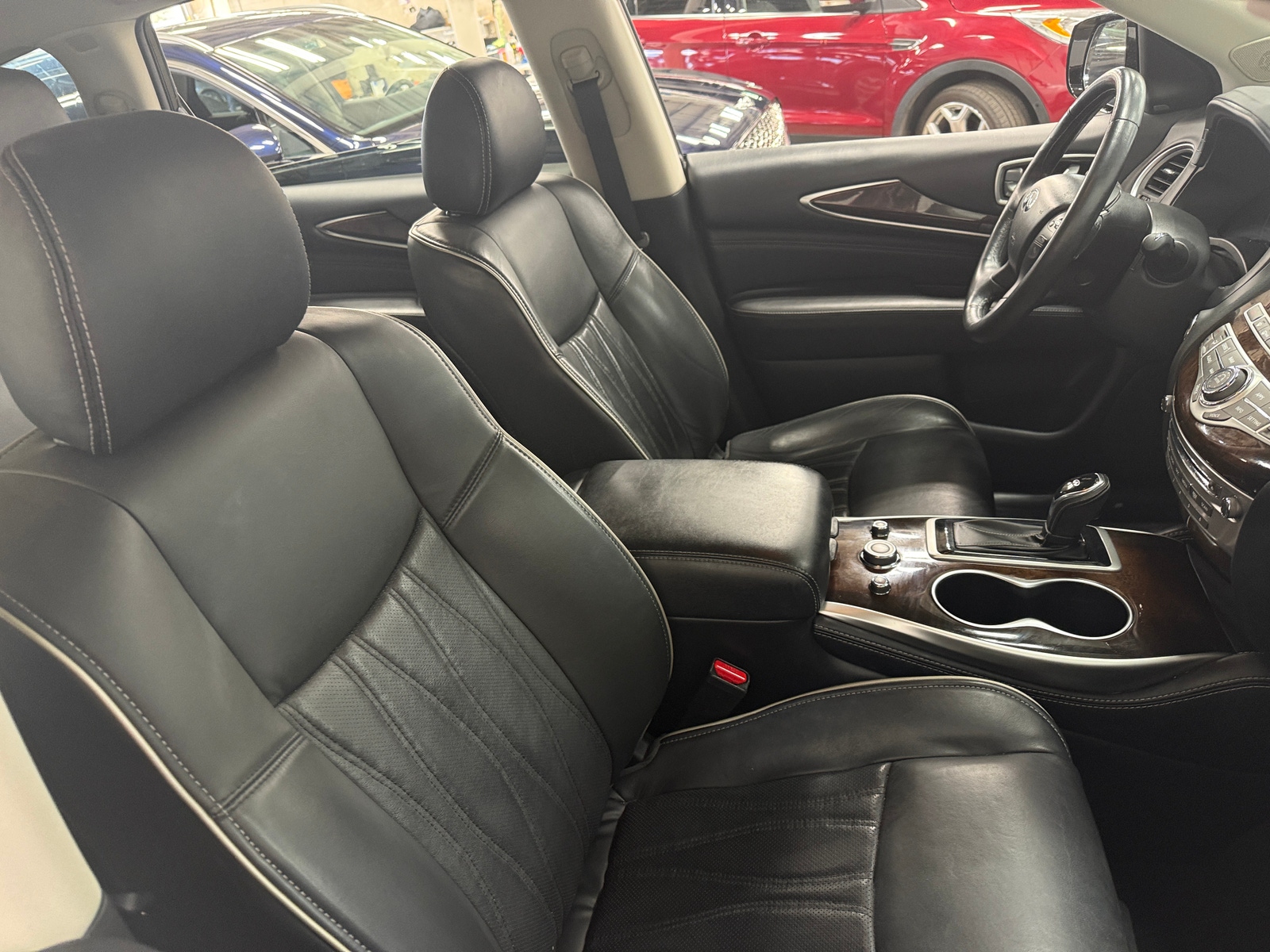 Thumbnail: 2019 INFINITI QX60 - 2