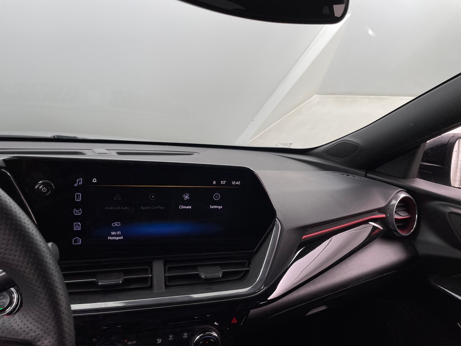 Thumbnail: 2024 Chevrolet Trax - 3