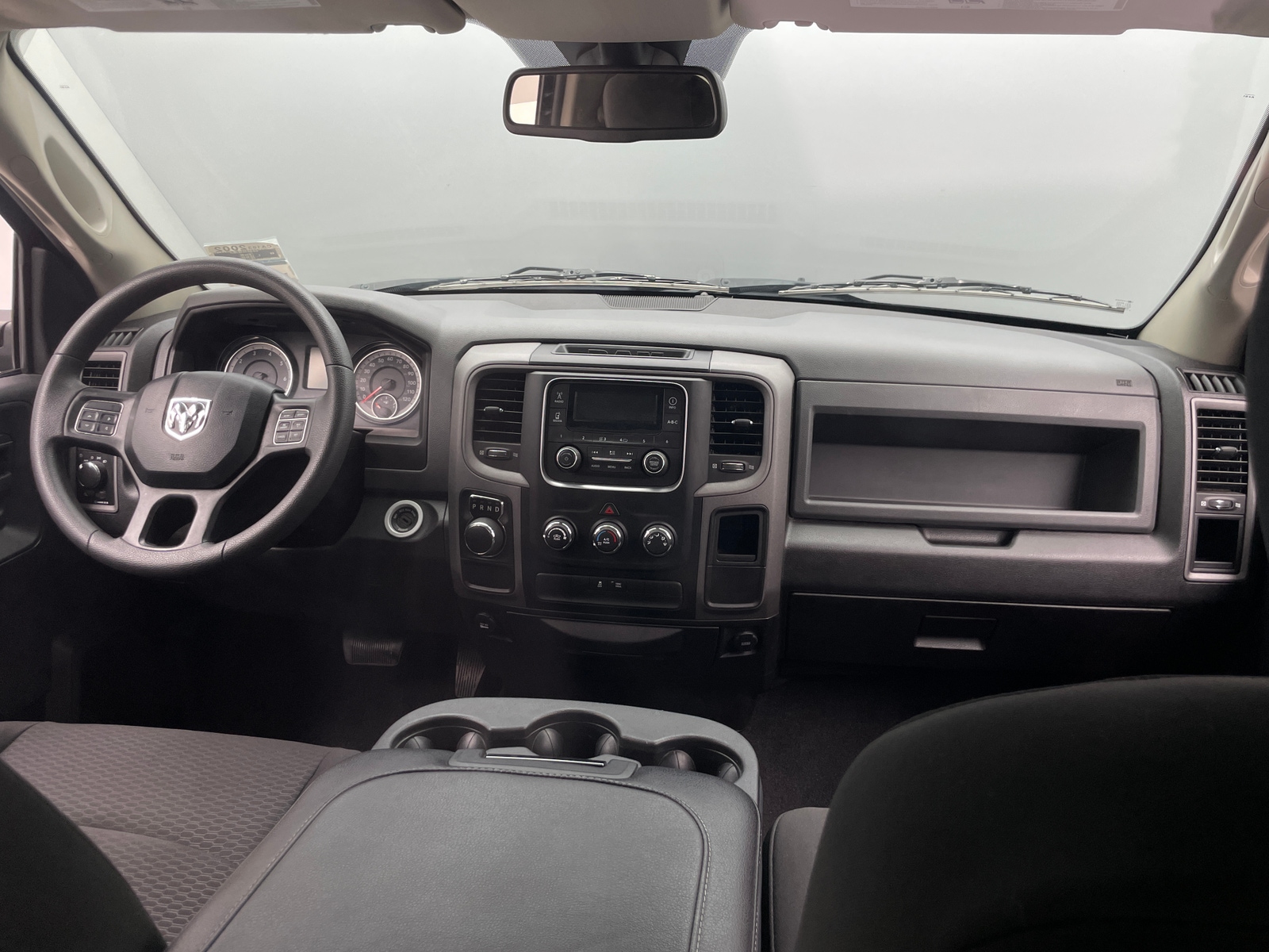 Thumbnail: 2019 RAM 1500 Classic - 3