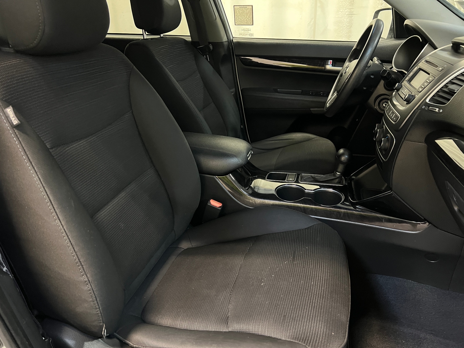 Thumbnail: 2015 Kia Sorento - 2