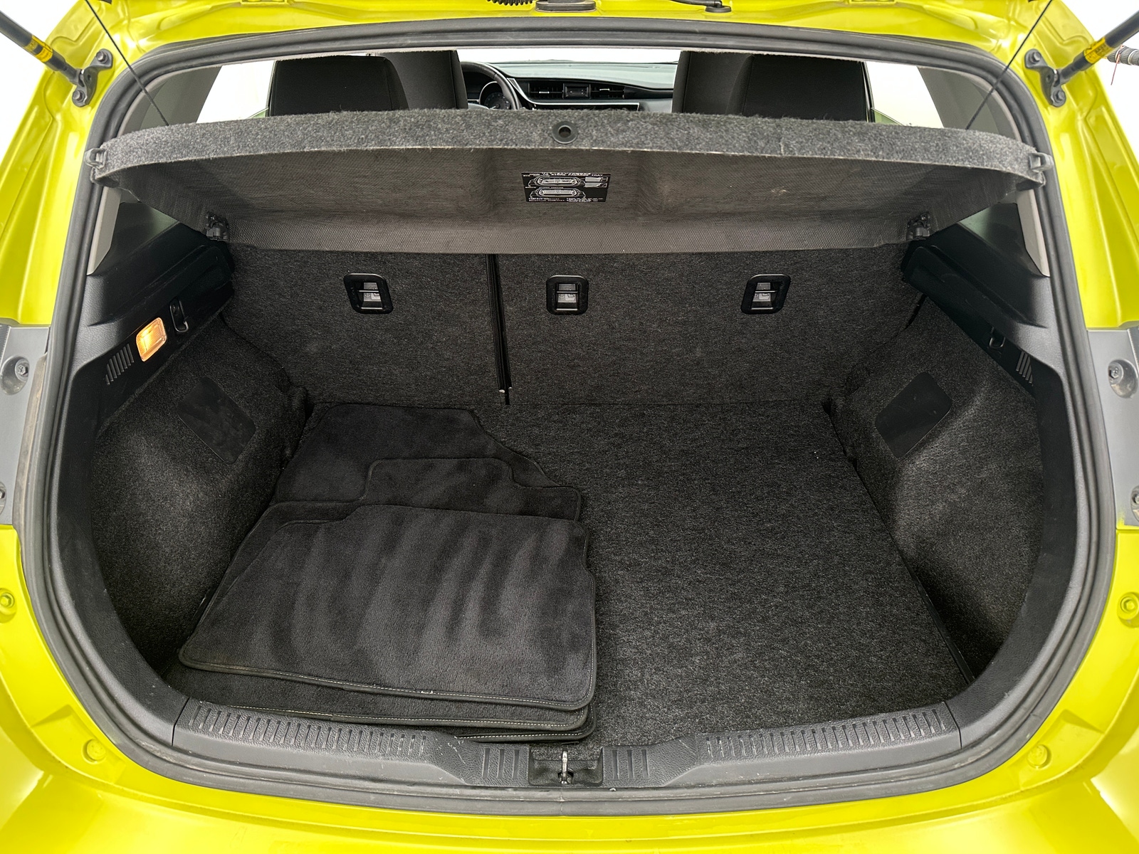 Thumbnail: 2017 Toyota Corolla iM - 7