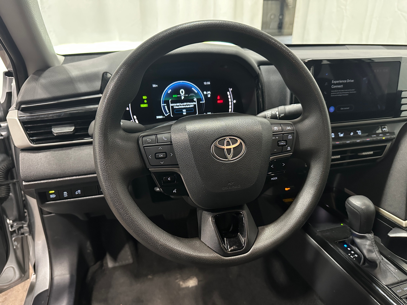 Thumbnail: 2025 Toyota Camry - 5