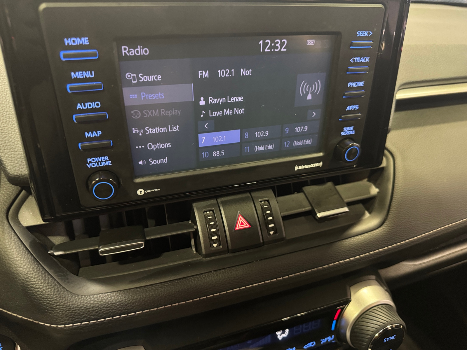 Thumbnail: 2020 Toyota RAV4 - 3