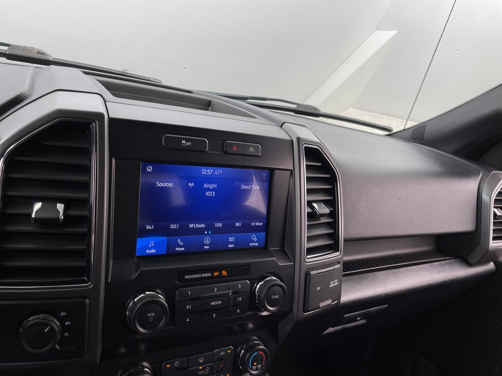 Thumbnail: 2020 Ford Econoline - 4