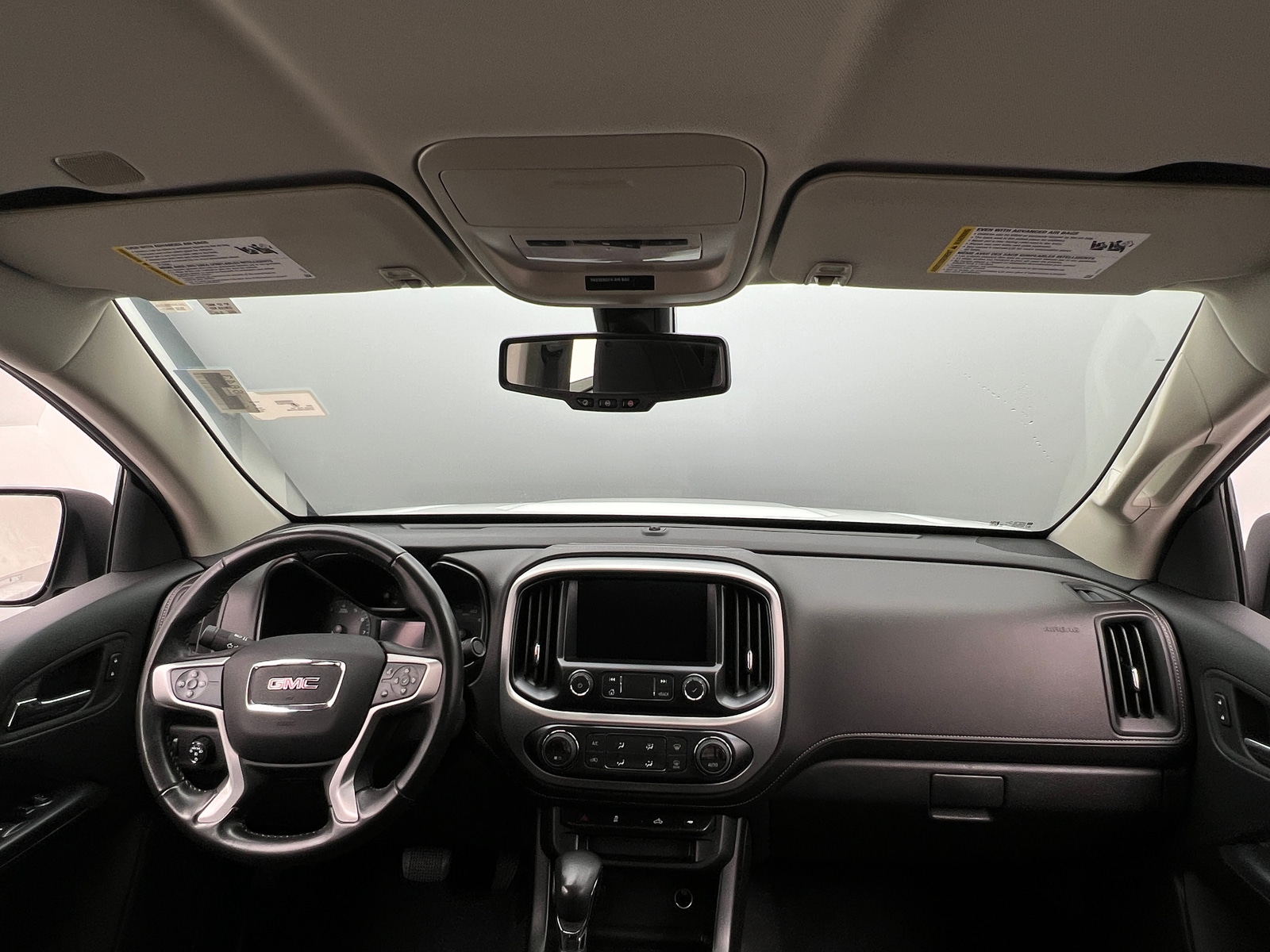 Thumbnail: 2022 GMC Canyon - 3