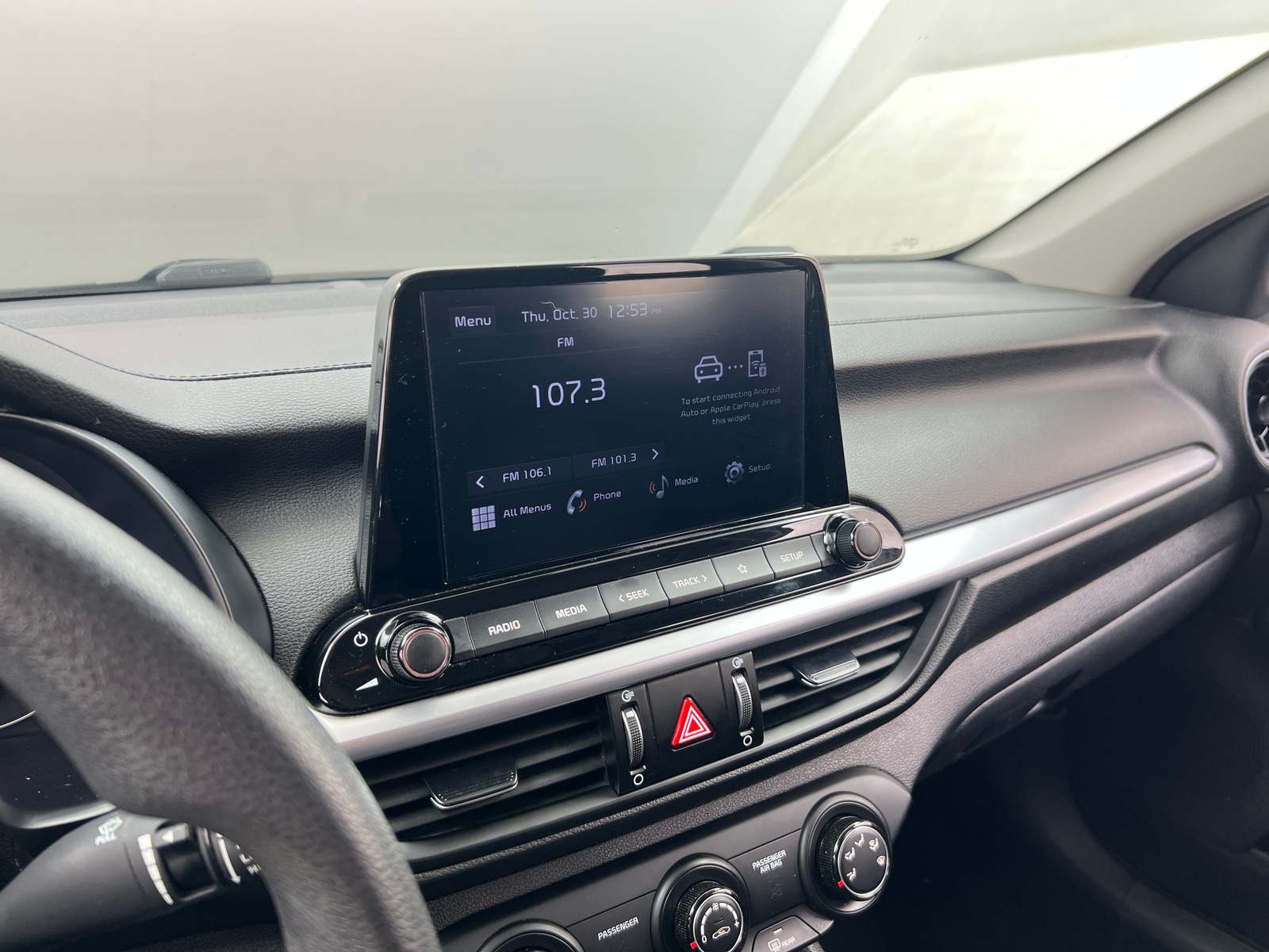 Thumbnail: 2022 Kia Forte - 4