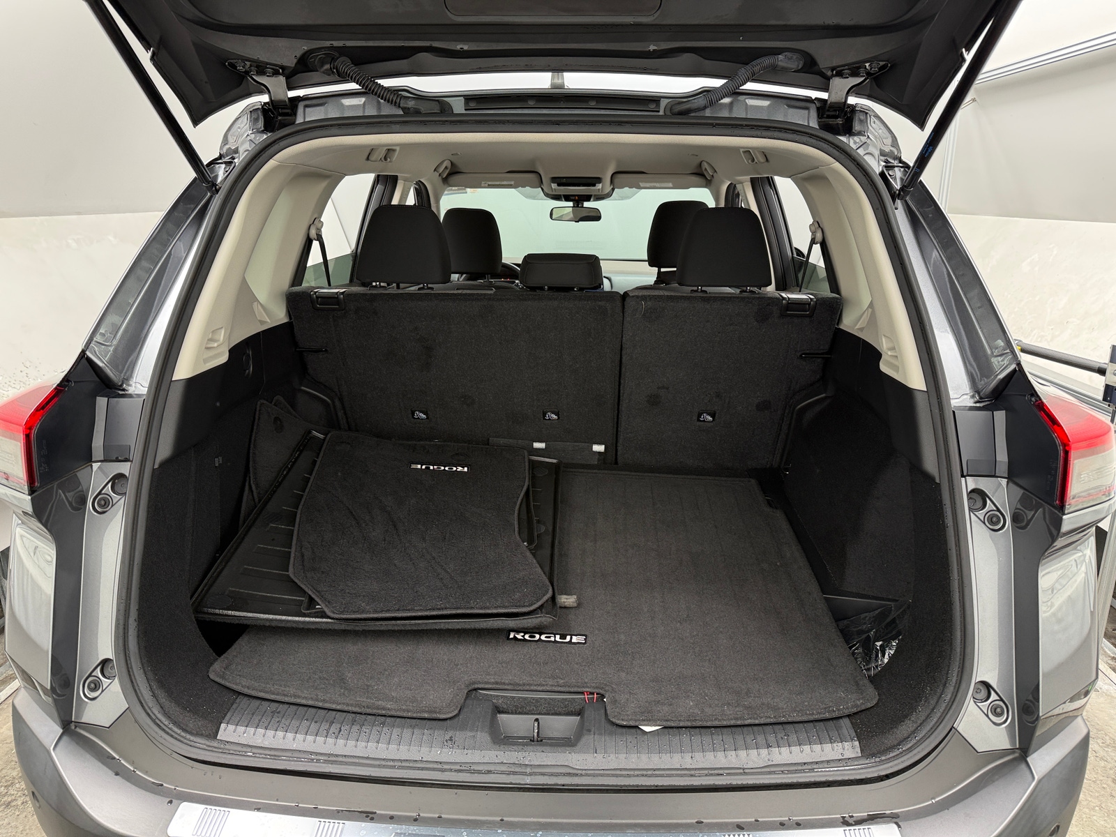 Thumbnail: 2022 Nissan Rogue - 7