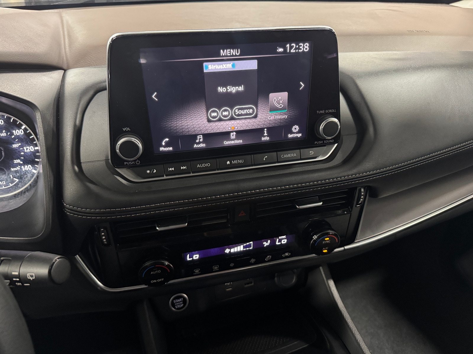 Thumbnail: 2022 Nissan Rogue - 4