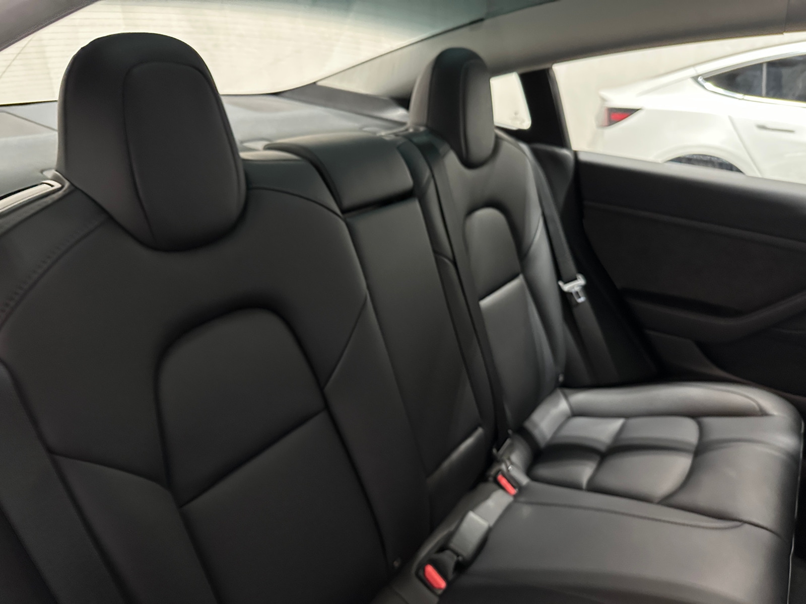 Thumbnail: 2022 Tesla Model 3 - 5