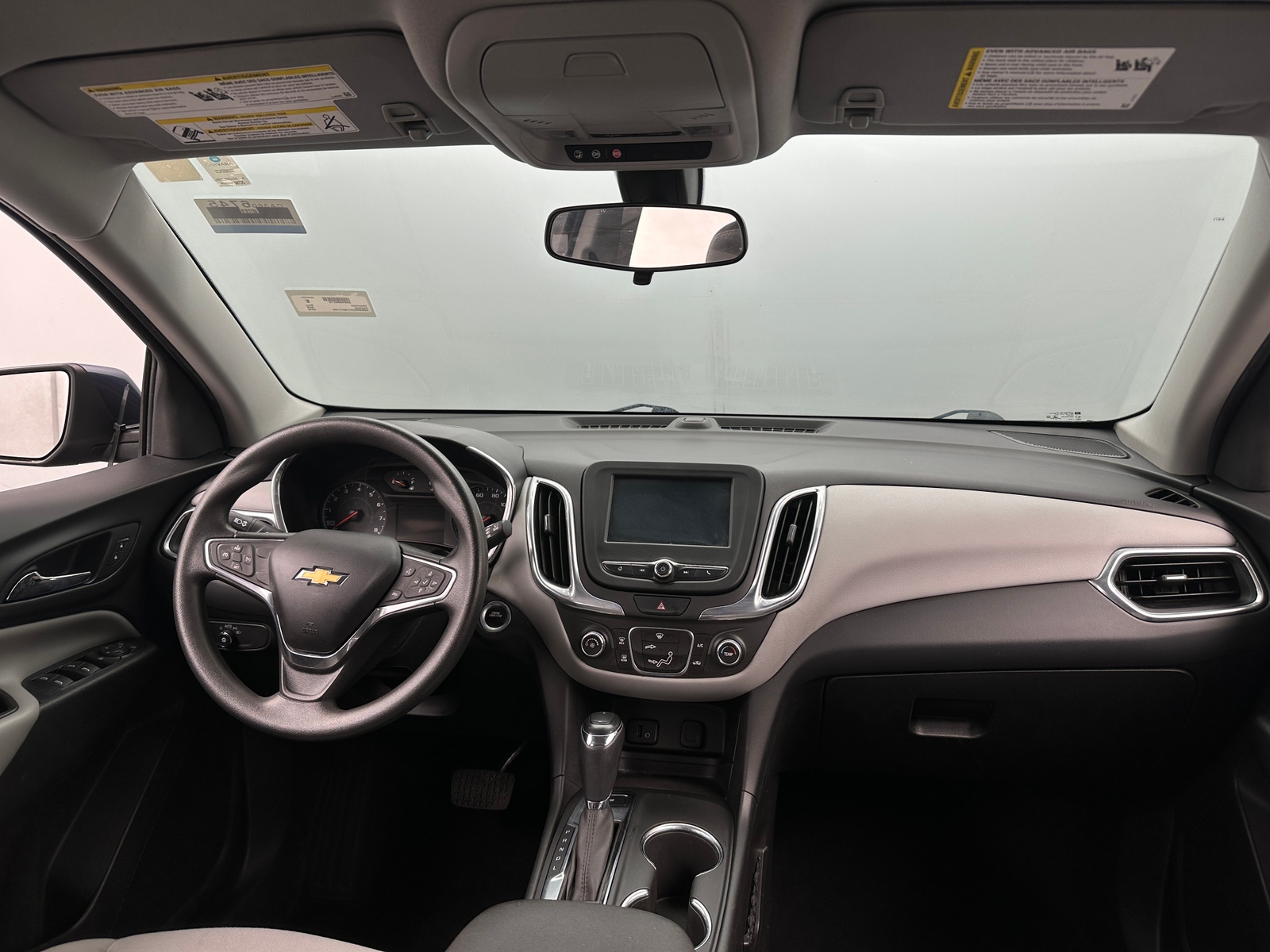 Thumbnail: 2018 Chevrolet Equinox - 3