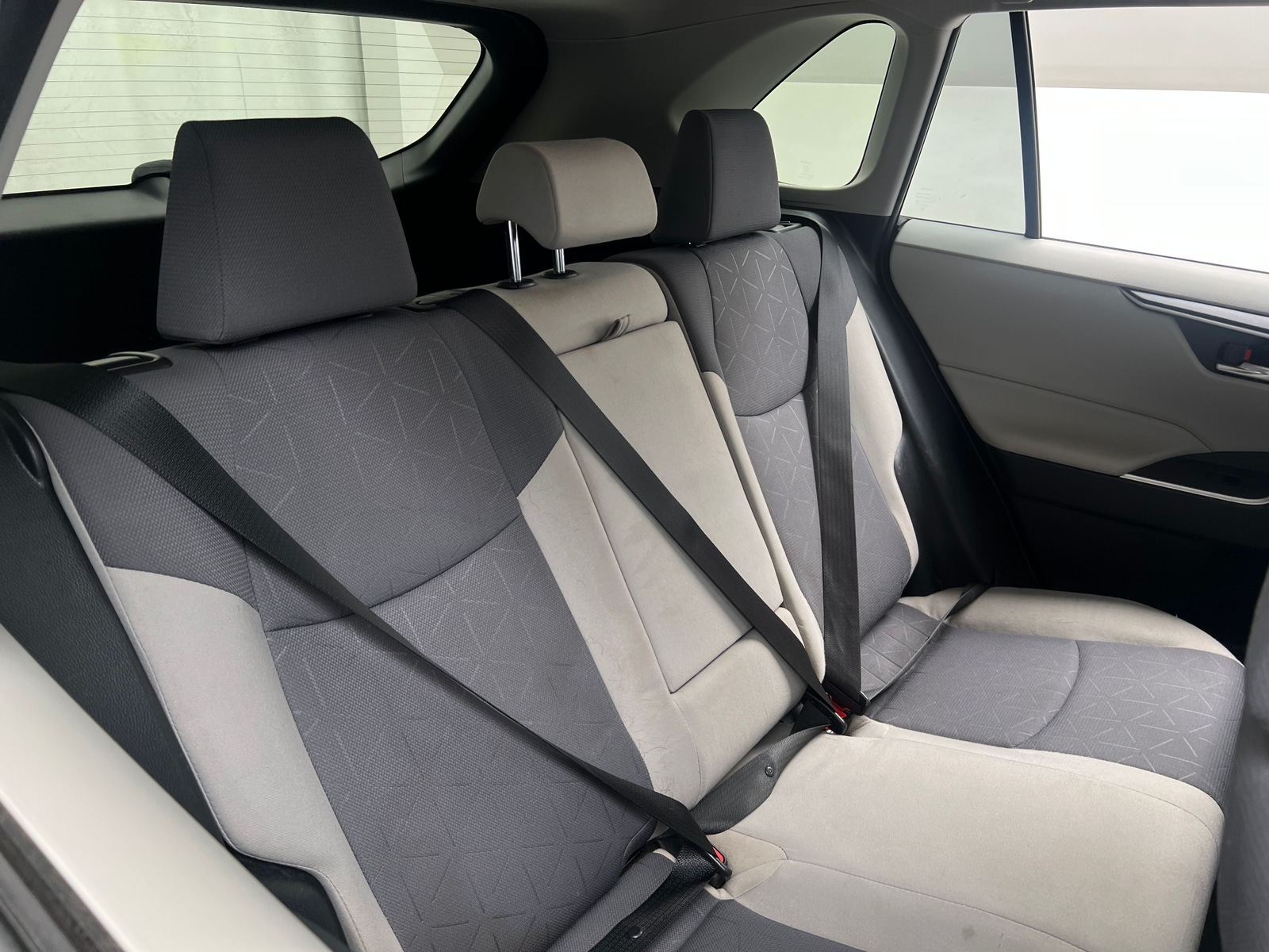 Thumbnail: 2019 Toyota RAV4 - 6