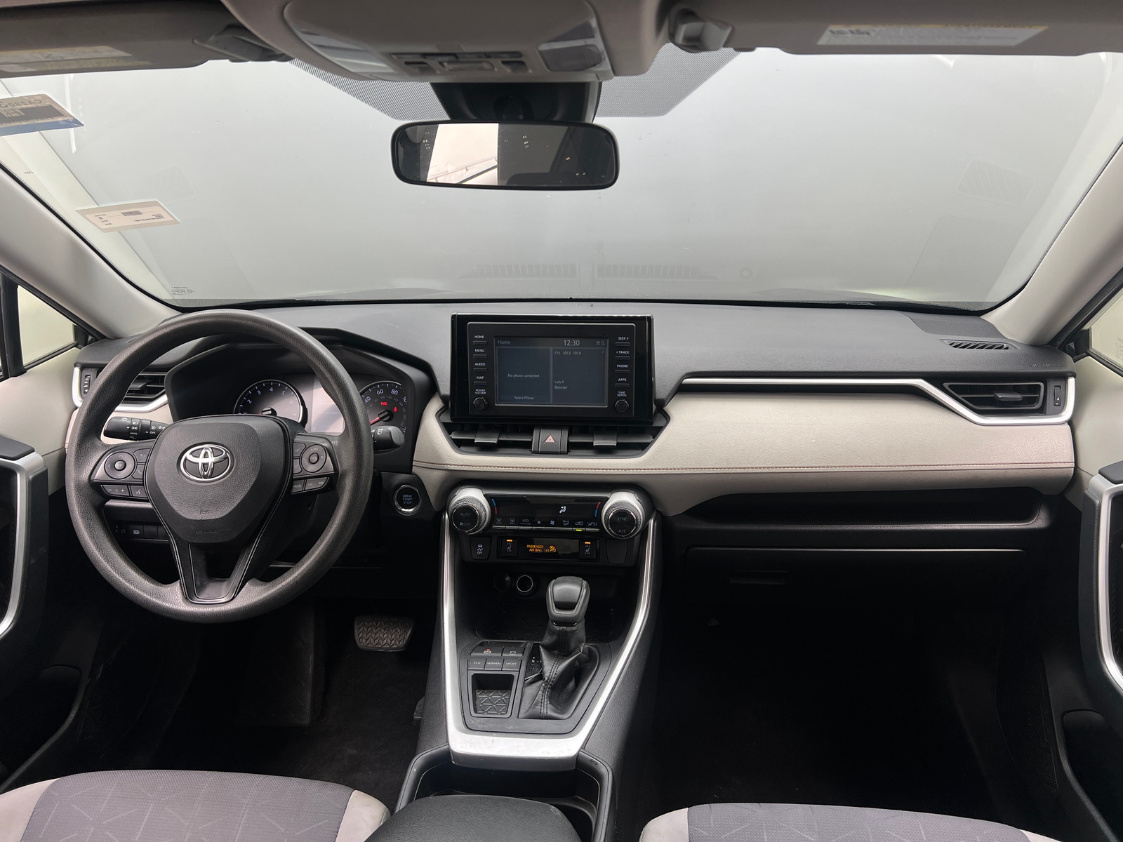 Thumbnail: 2019 Toyota RAV4 - 3