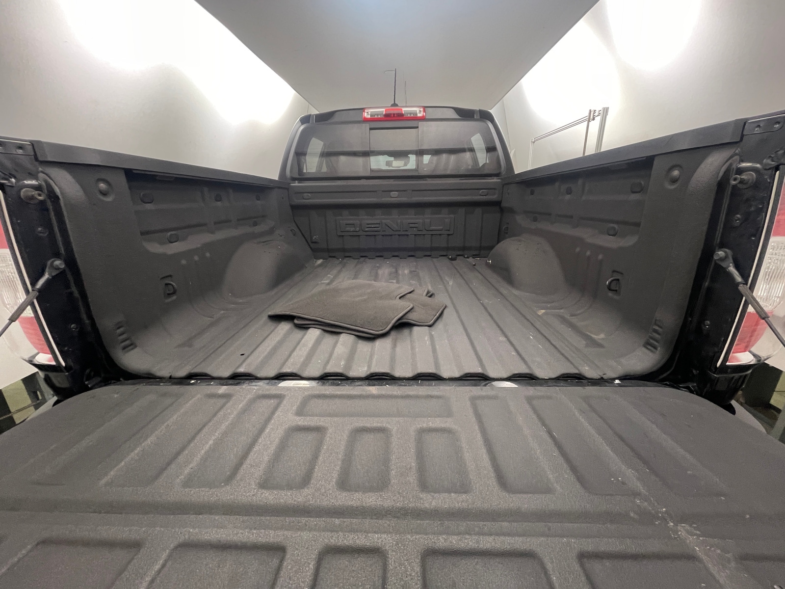 Thumbnail: 2019 GMC Canyon - 6