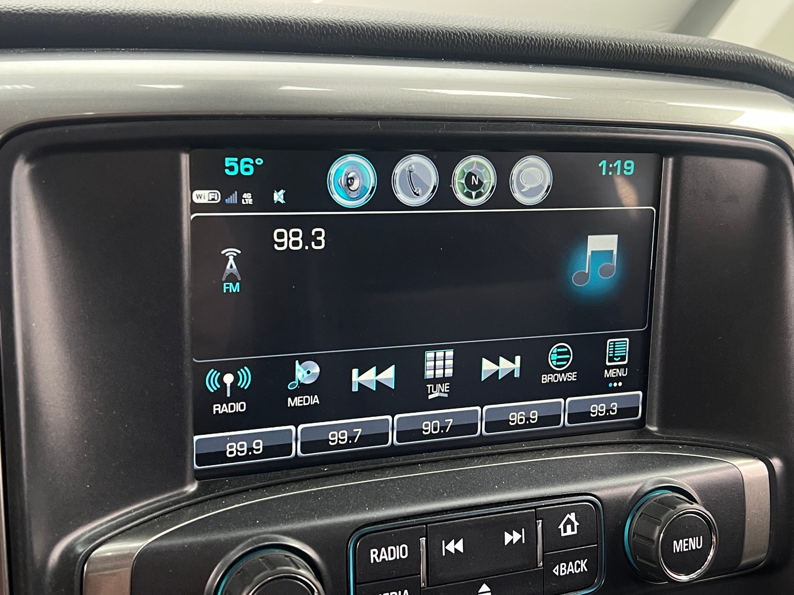 Thumbnail: 2018 Chevrolet Silverado 1500 - 3