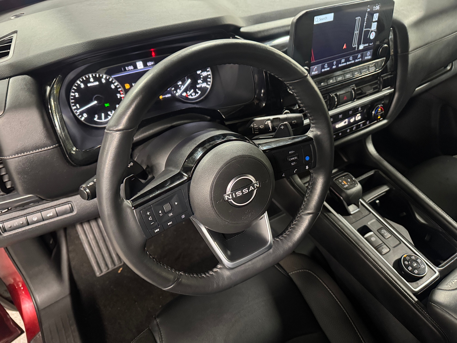 Thumbnail: 2023 Nissan Pathfinder - 4