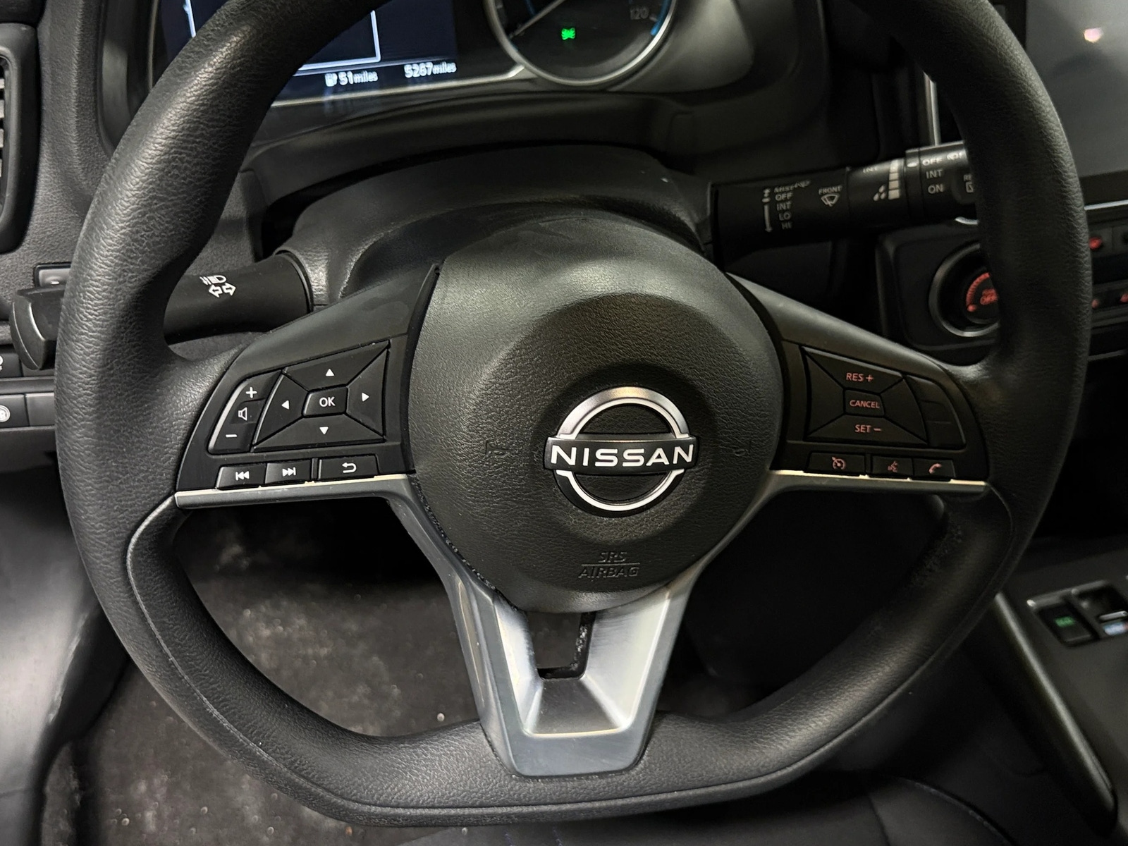 Thumbnail: 2023 Nissan Leaf - 5