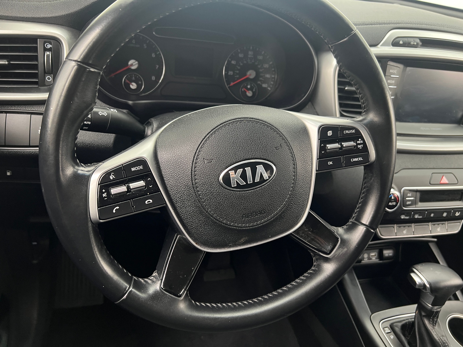 Thumbnail: 2019 Kia Sorento - 5