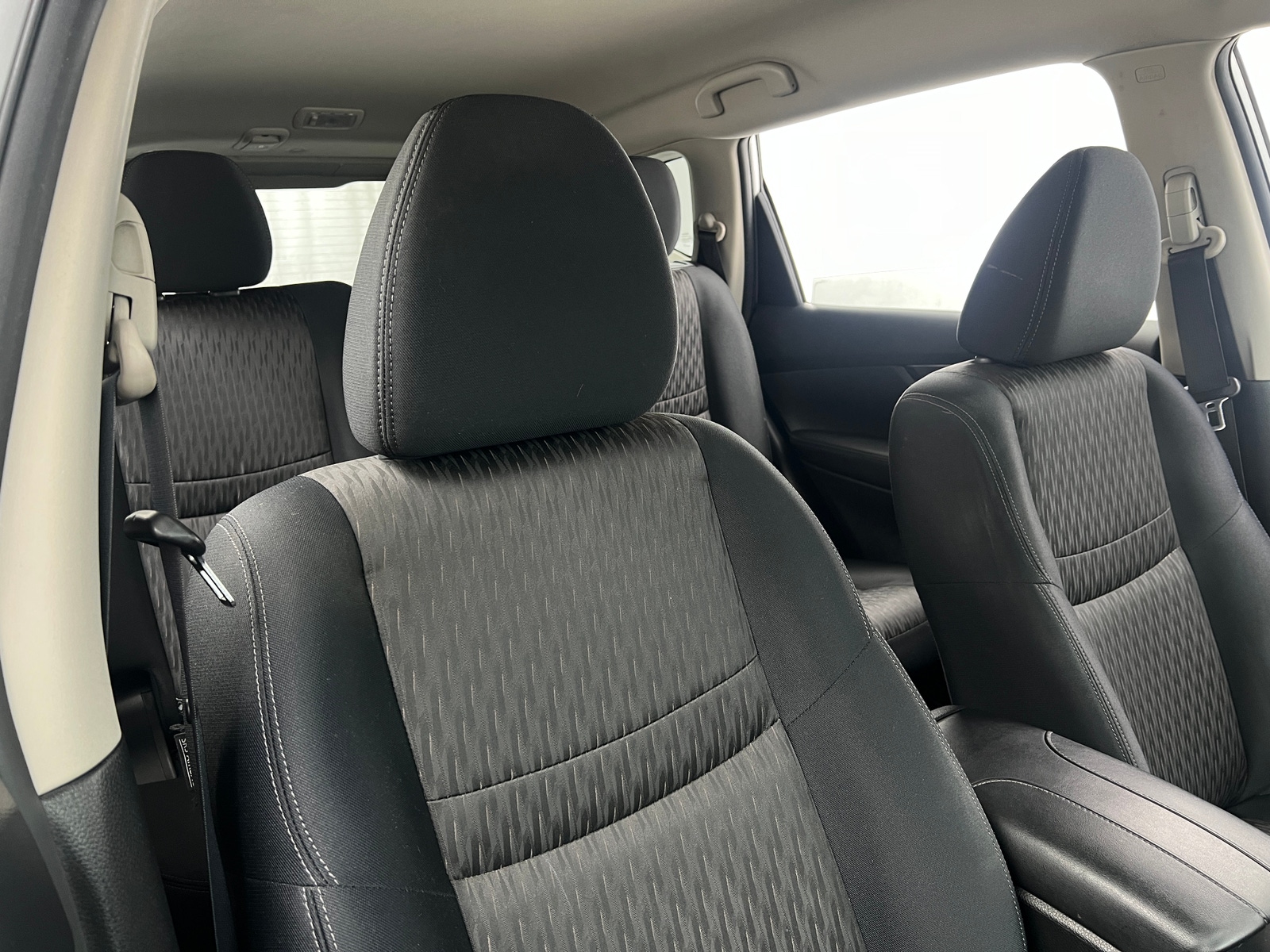 Thumbnail: 2017 Nissan Rogue - 2