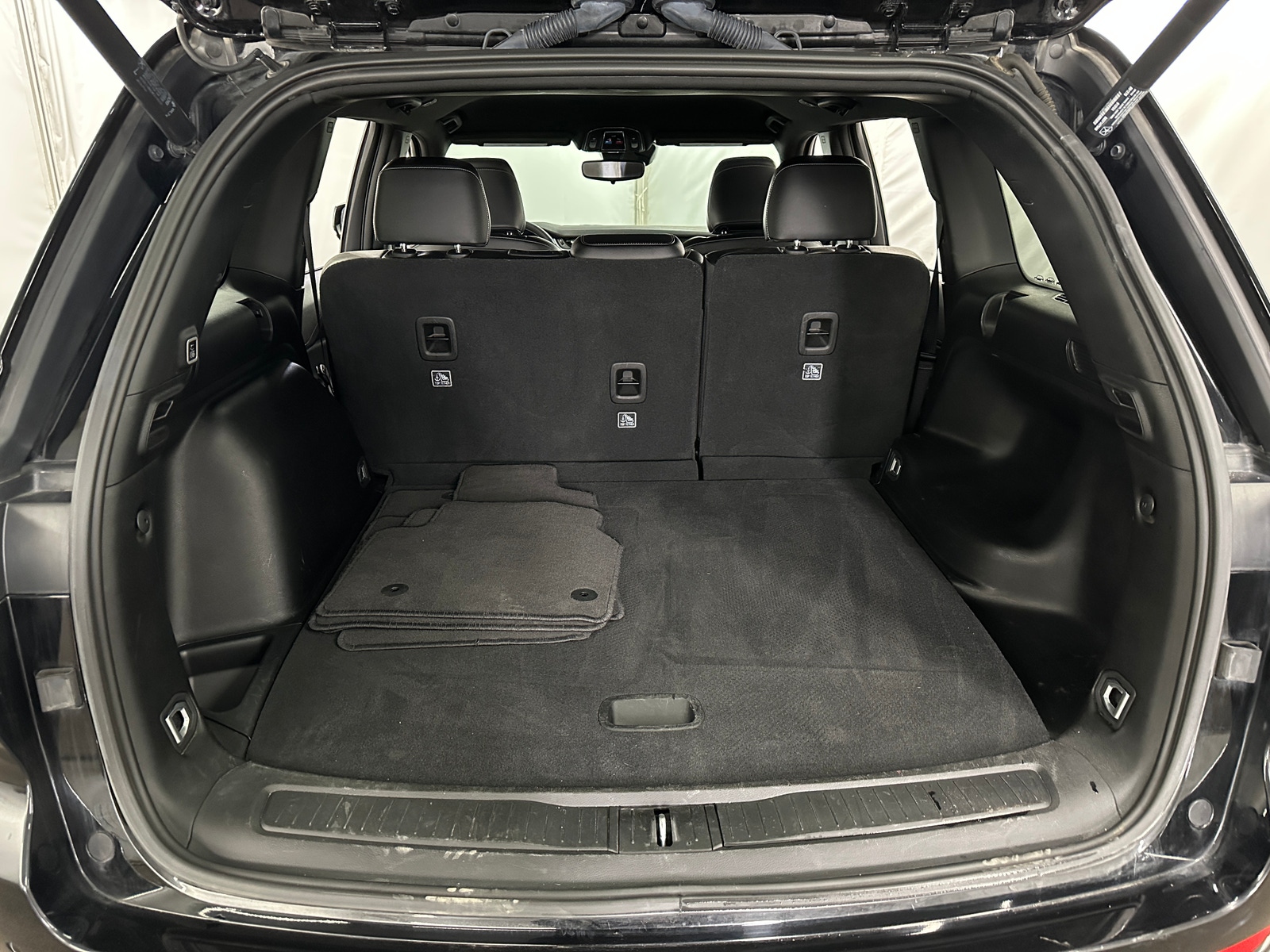 Thumbnail: 2024 Jeep Grand Cherokee - 6