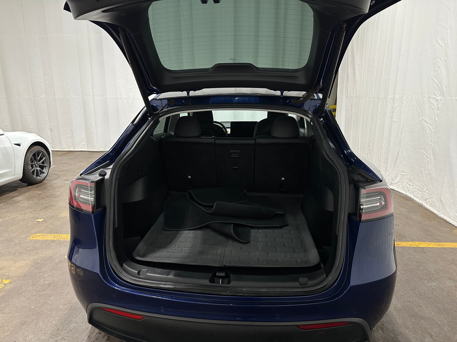 Thumbnail: 2021 Tesla Model Y - 6