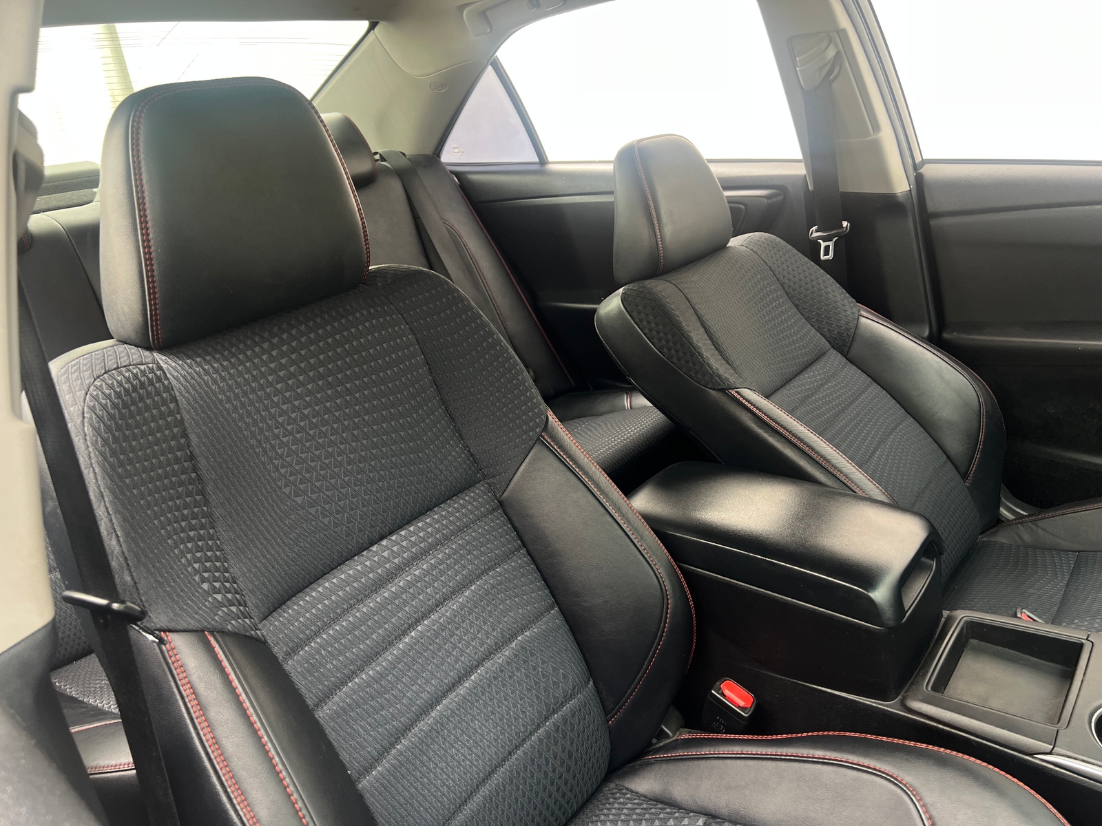 Thumbnail: 2015 Toyota Camry - 2