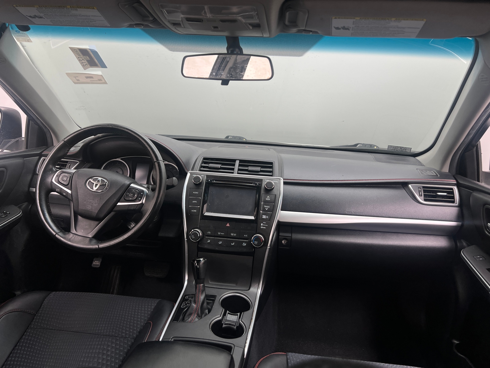 Thumbnail: 2015 Toyota Camry - 3