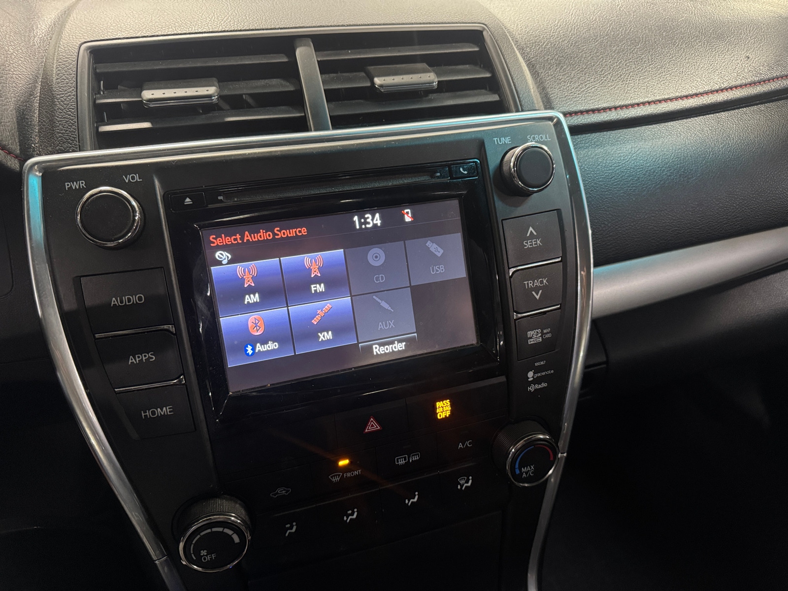 Thumbnail: 2015 Toyota Camry - 4