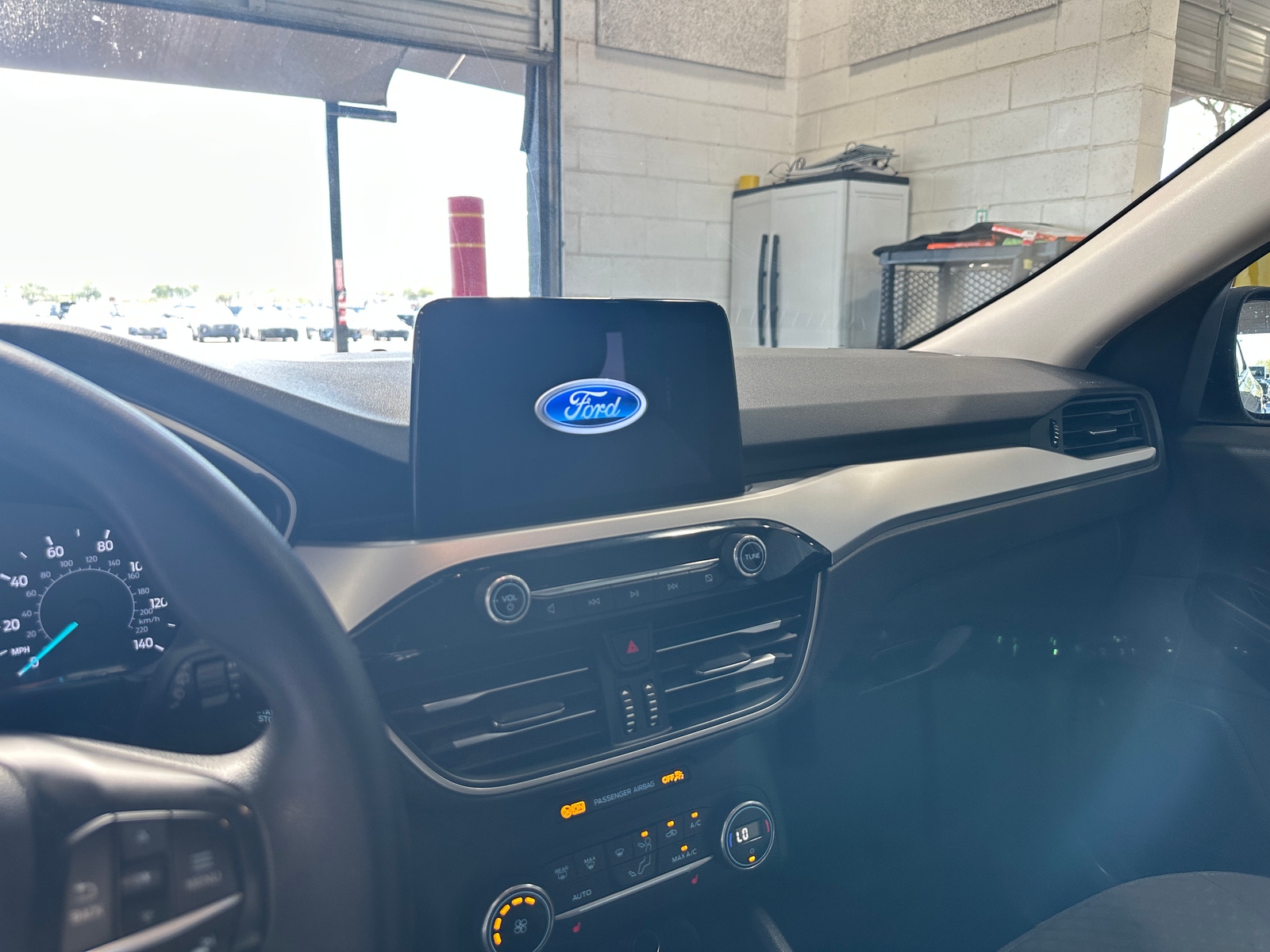 Thumbnail: 2020 Ford Escape - 4