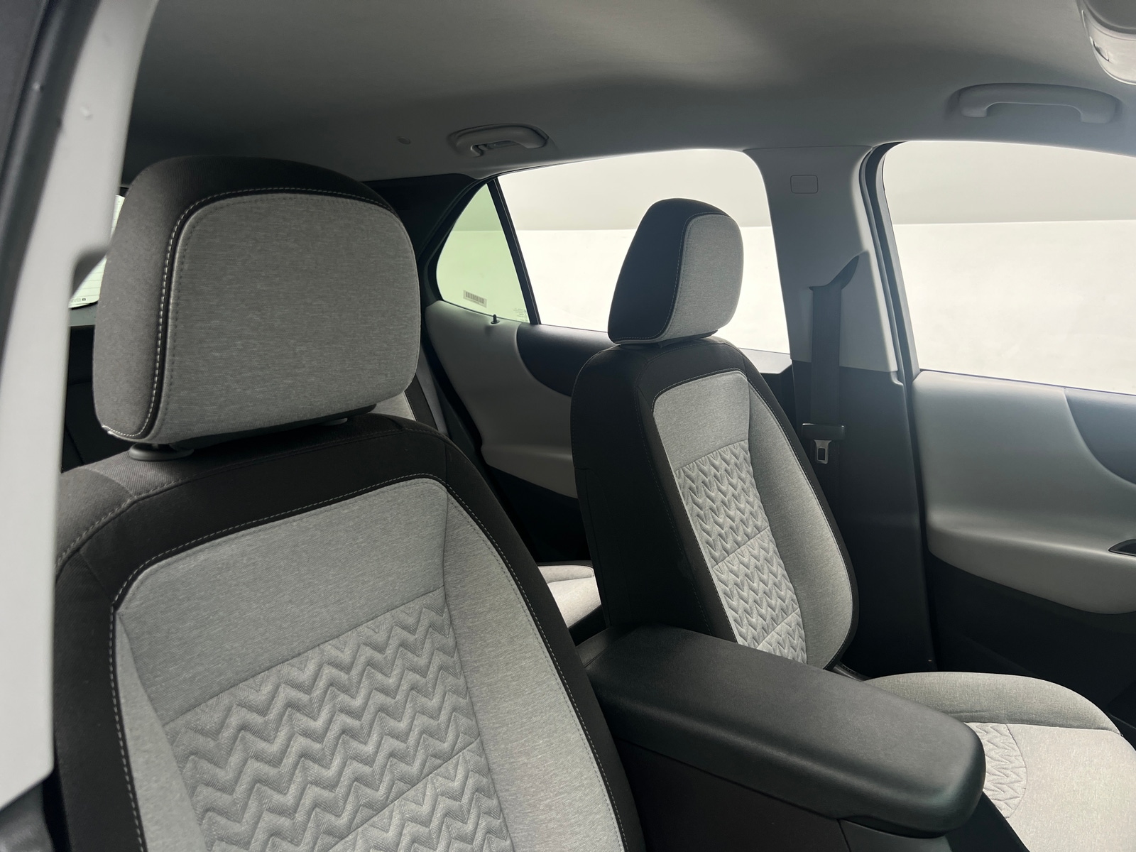 Thumbnail: 2024 Chevrolet Equinox - 2