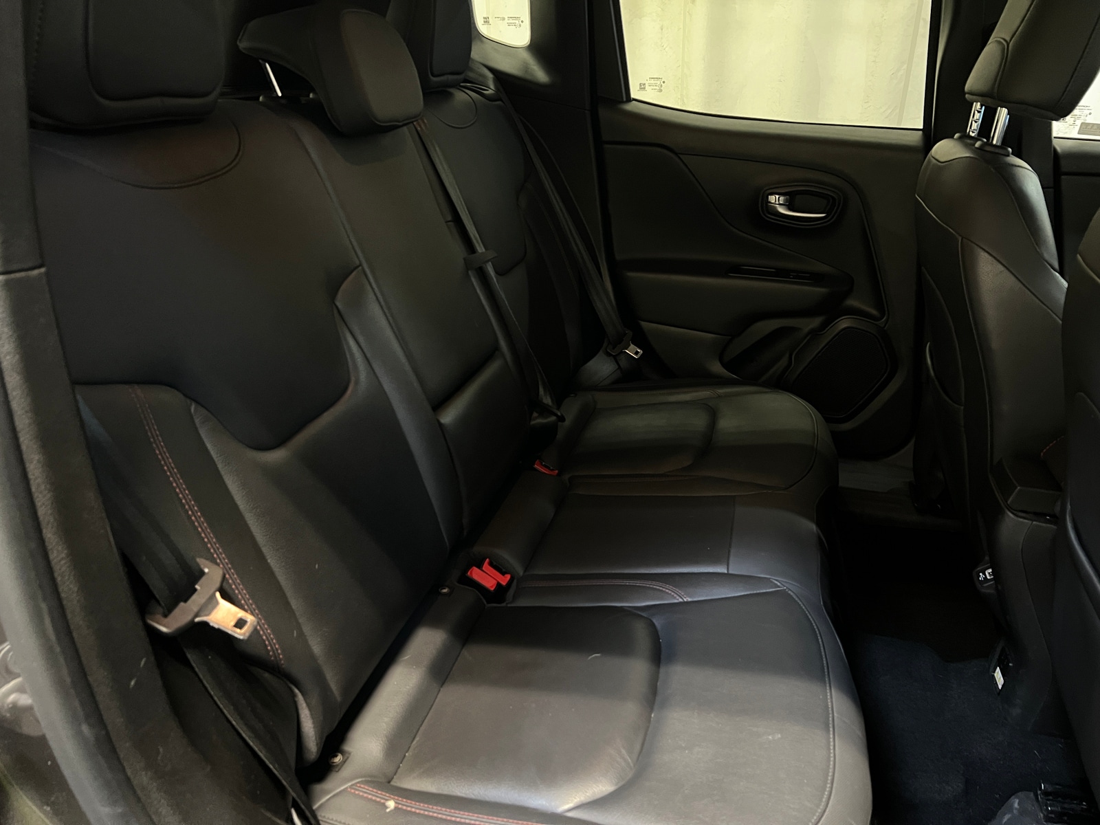 Thumbnail: 2021 Jeep Renegade - 5