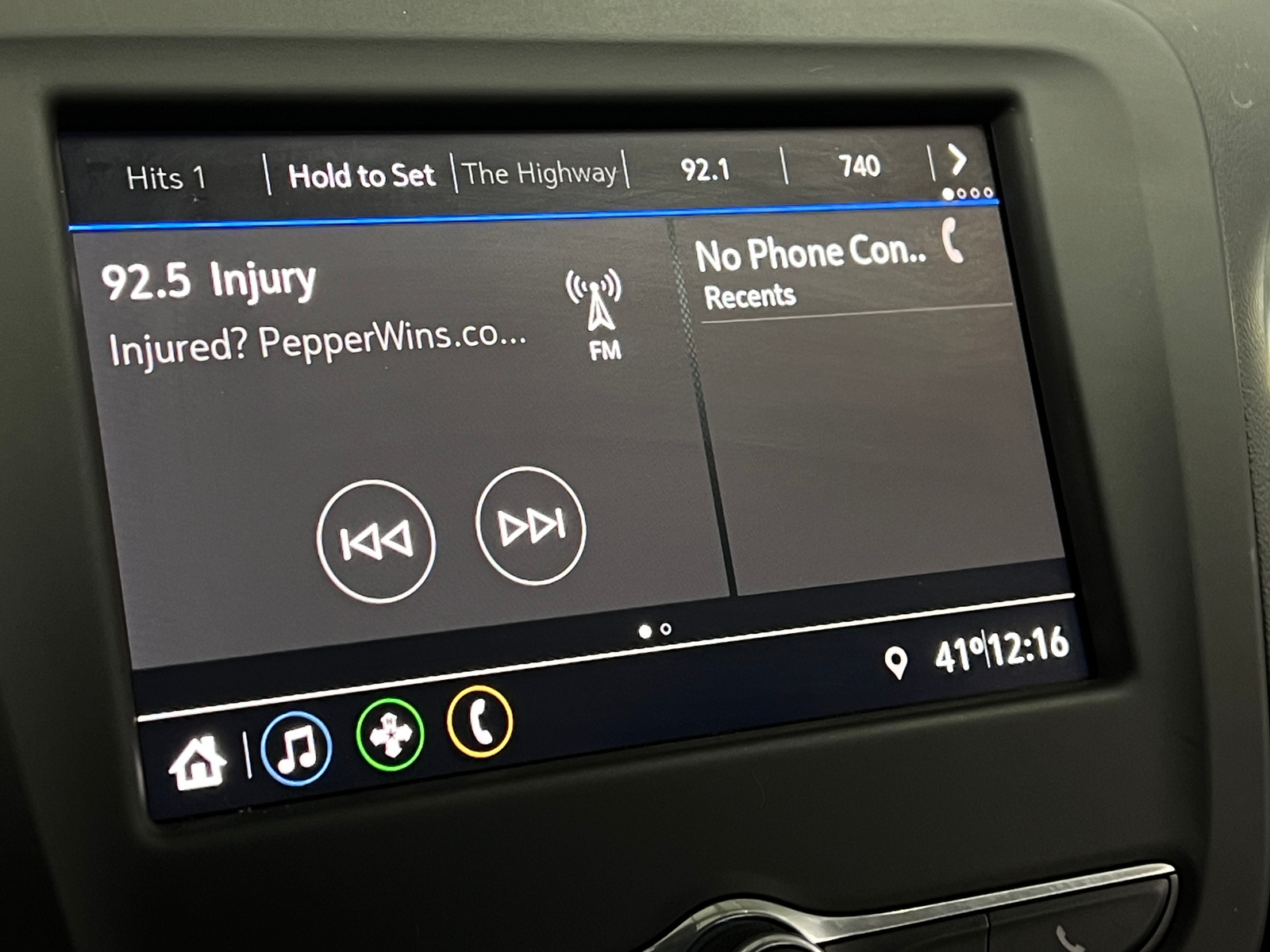 Thumbnail: 2021 Chevrolet Equinox - 4