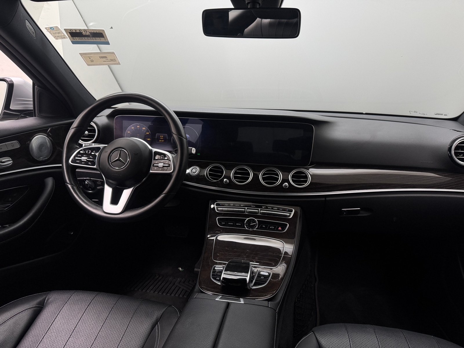 Thumbnail: 2019 Mercedes-Benz E-Class - 2