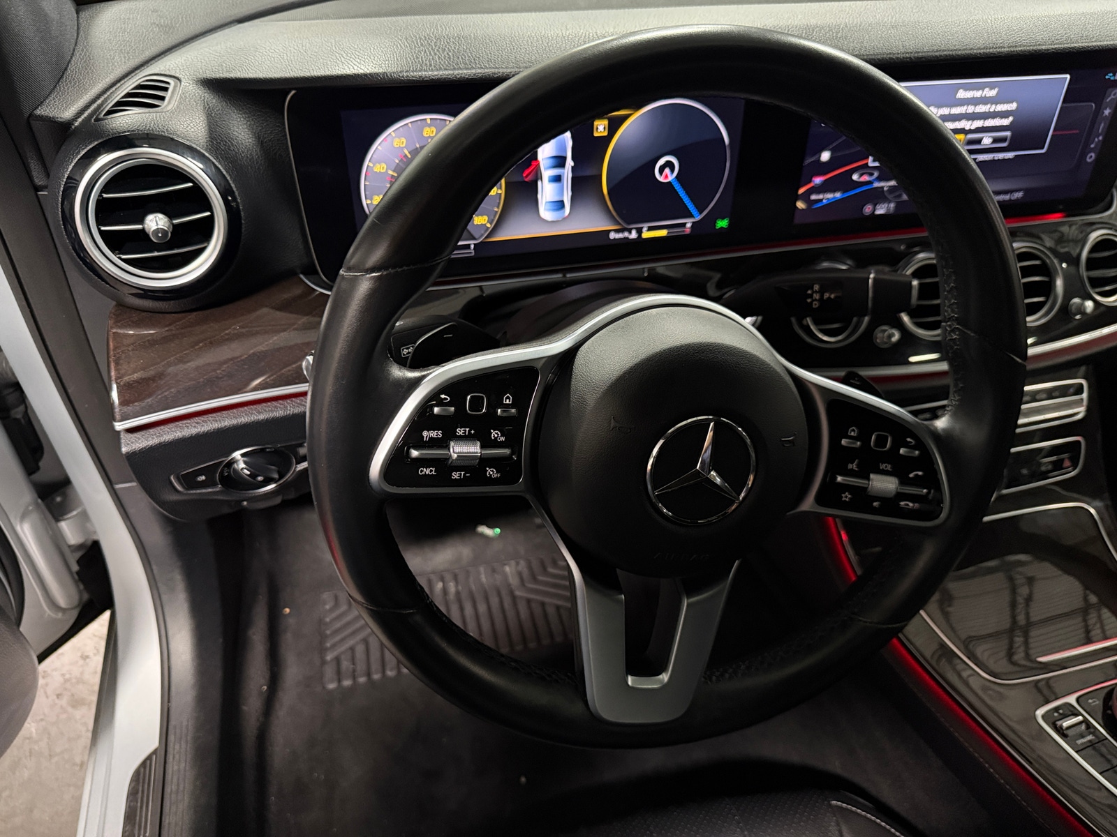 Thumbnail: 2019 Mercedes-Benz E-Class - 4