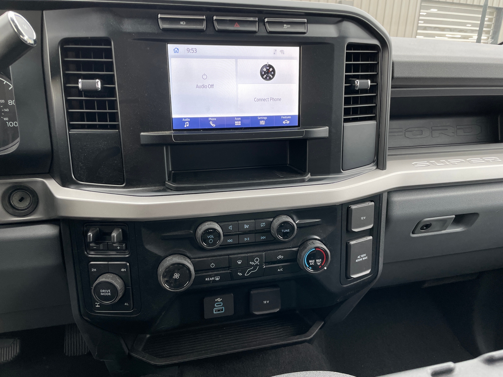 Thumbnail: 2024 Ford Econoline - 4