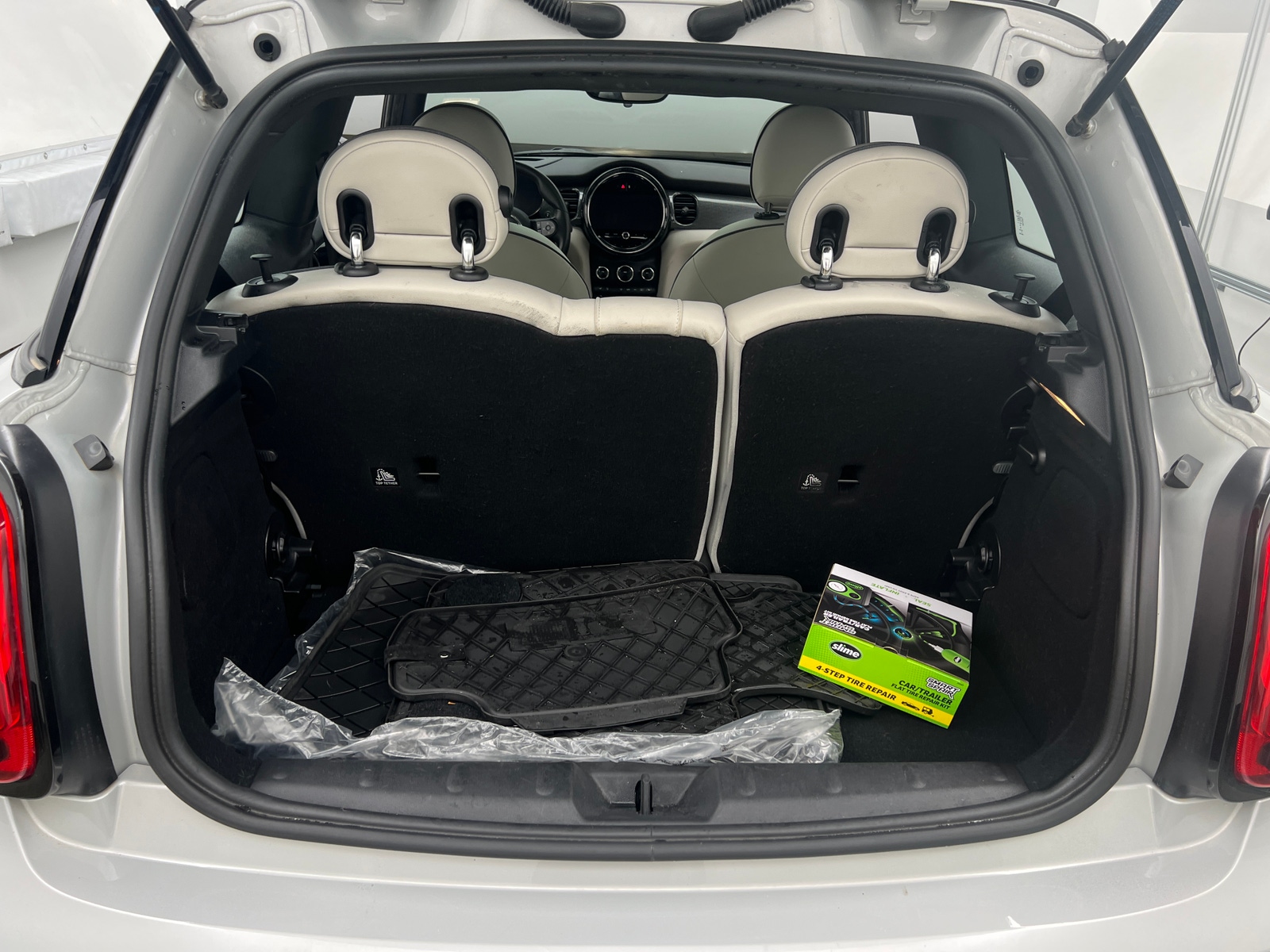 Thumbnail: 2023 MINI Cooper Hardtop - 6