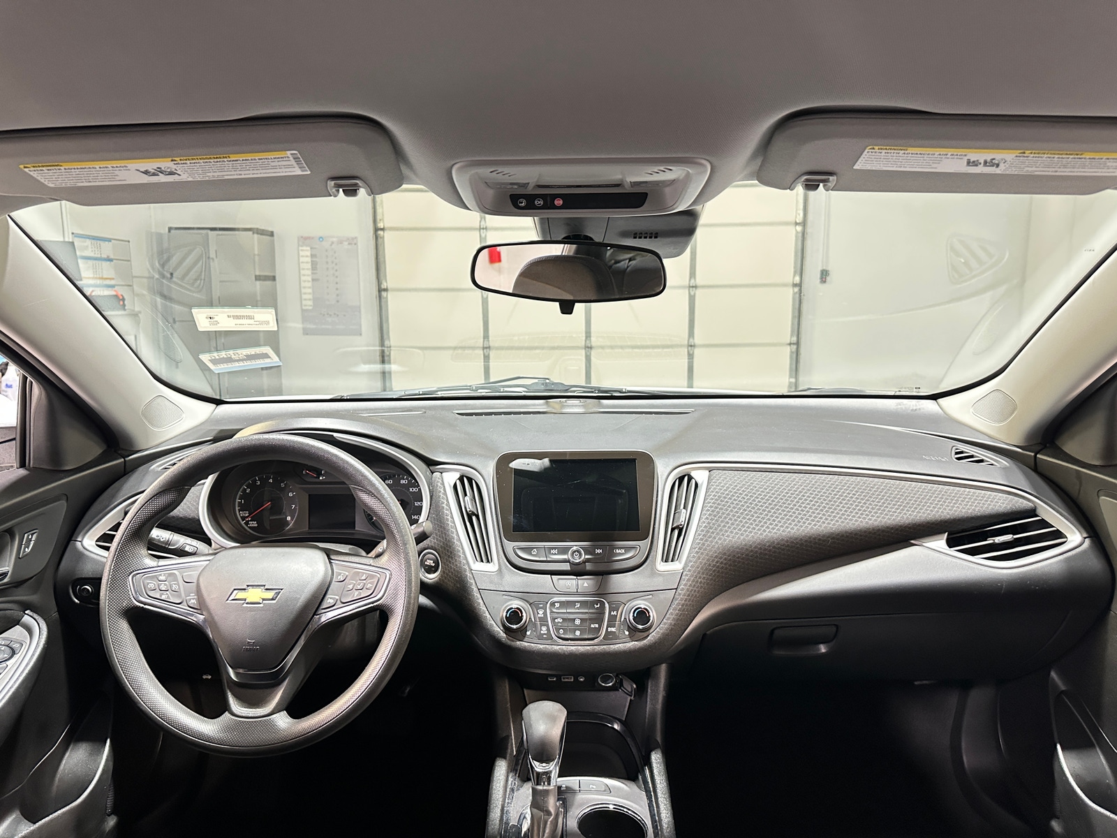 Thumbnail: 2024 Chevrolet Malibu - 3