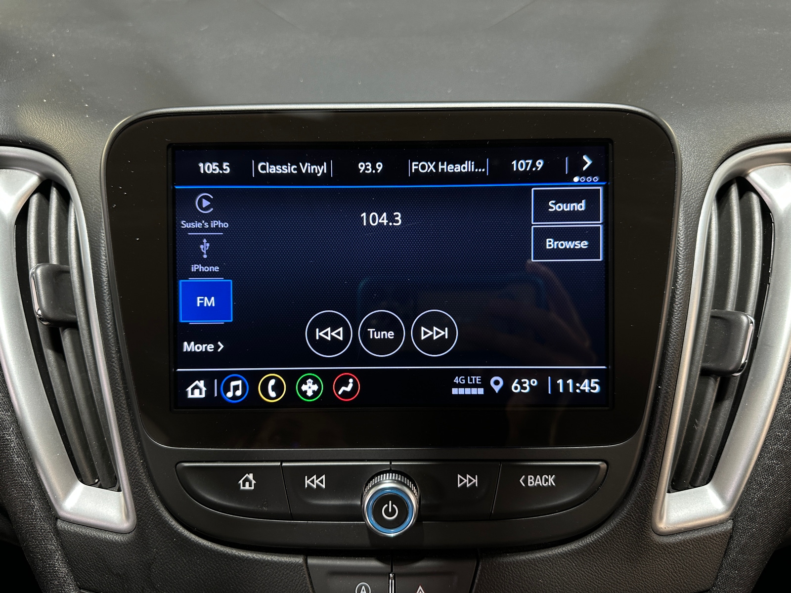 Thumbnail: 2024 Chevrolet Malibu - 4